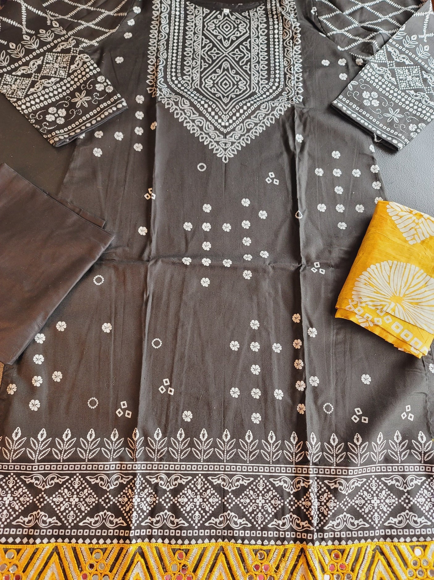 Pakistani Lawn Embroidered Salwar kameez Ready To Ship