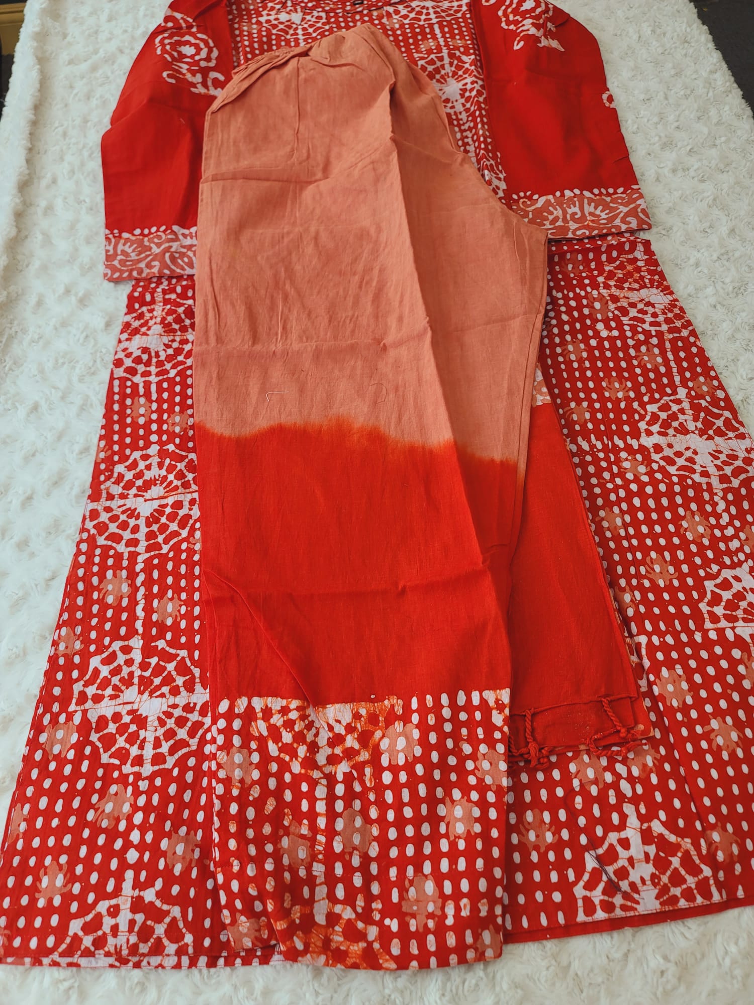 Bangladeshi batik salwer kamiz