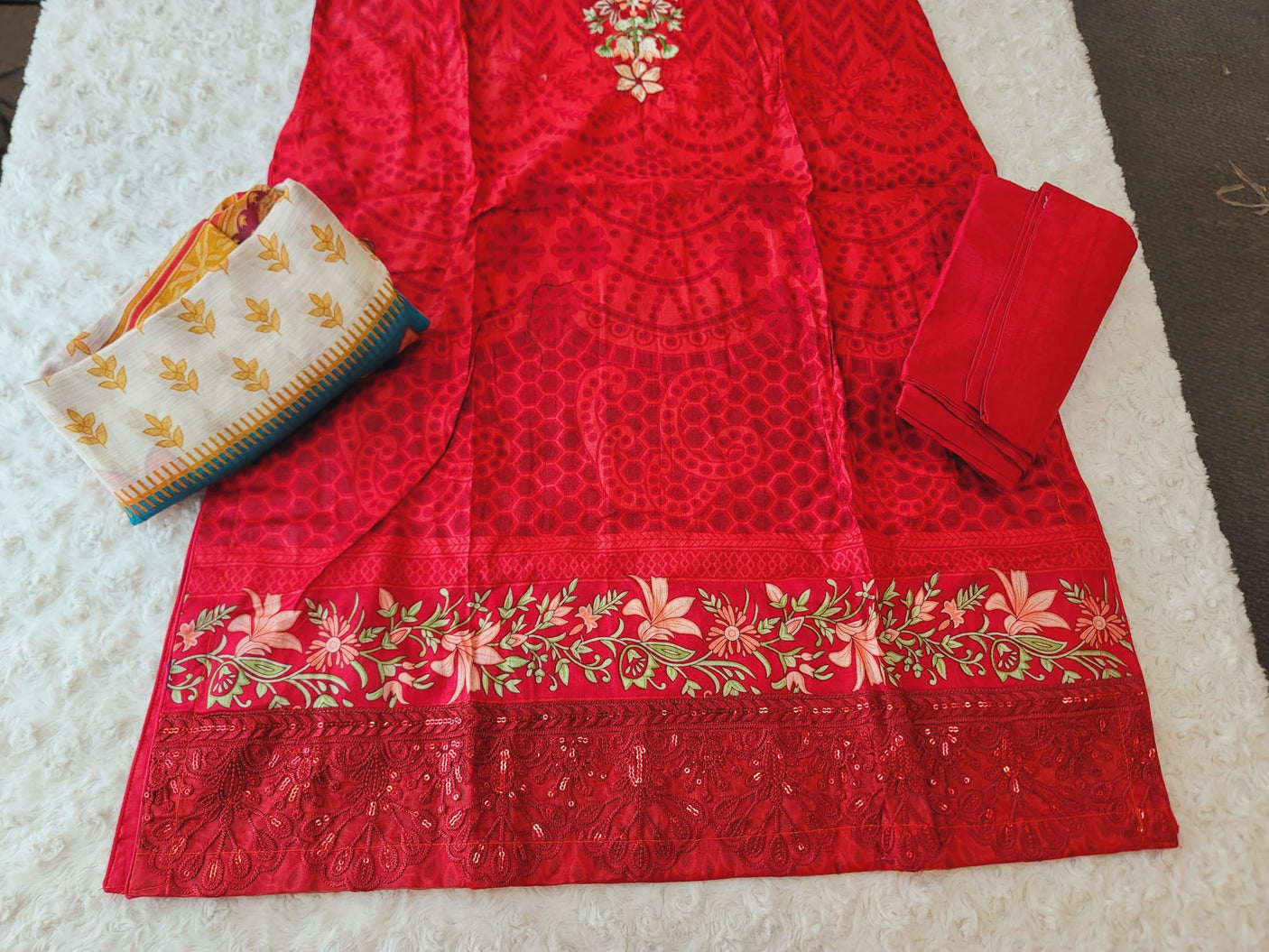 Pakistani Stitched lawn Embroidered Salwar kameez ready to ship