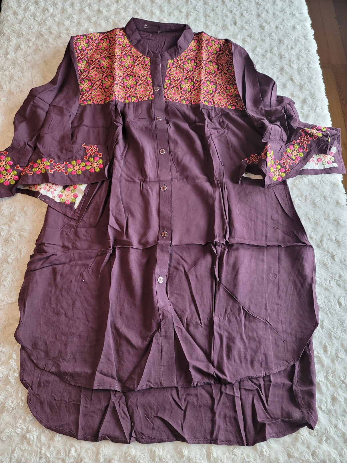 Embroidery kurti