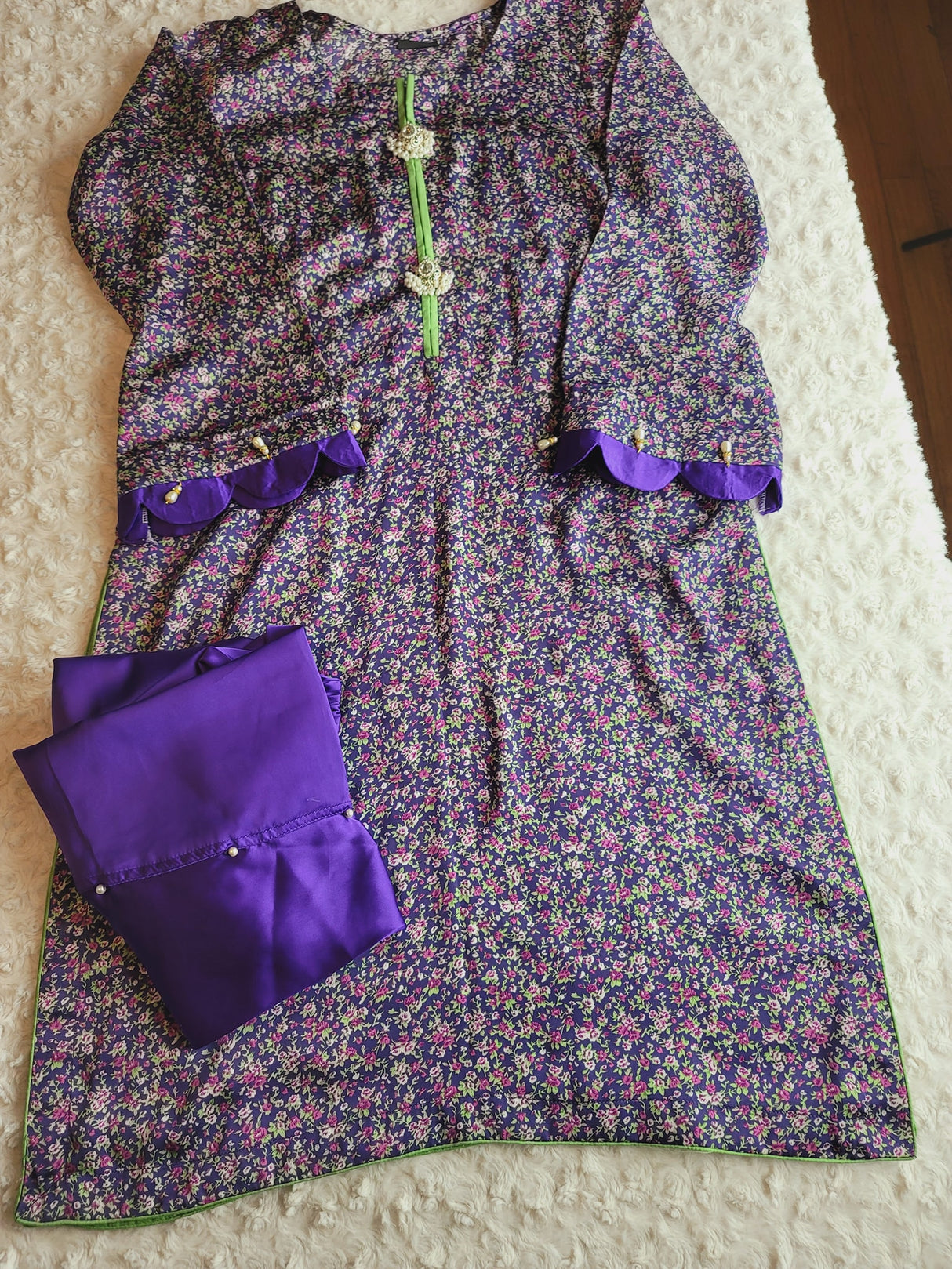 Falgun and valentine special. Super soft pakistani silk kurti