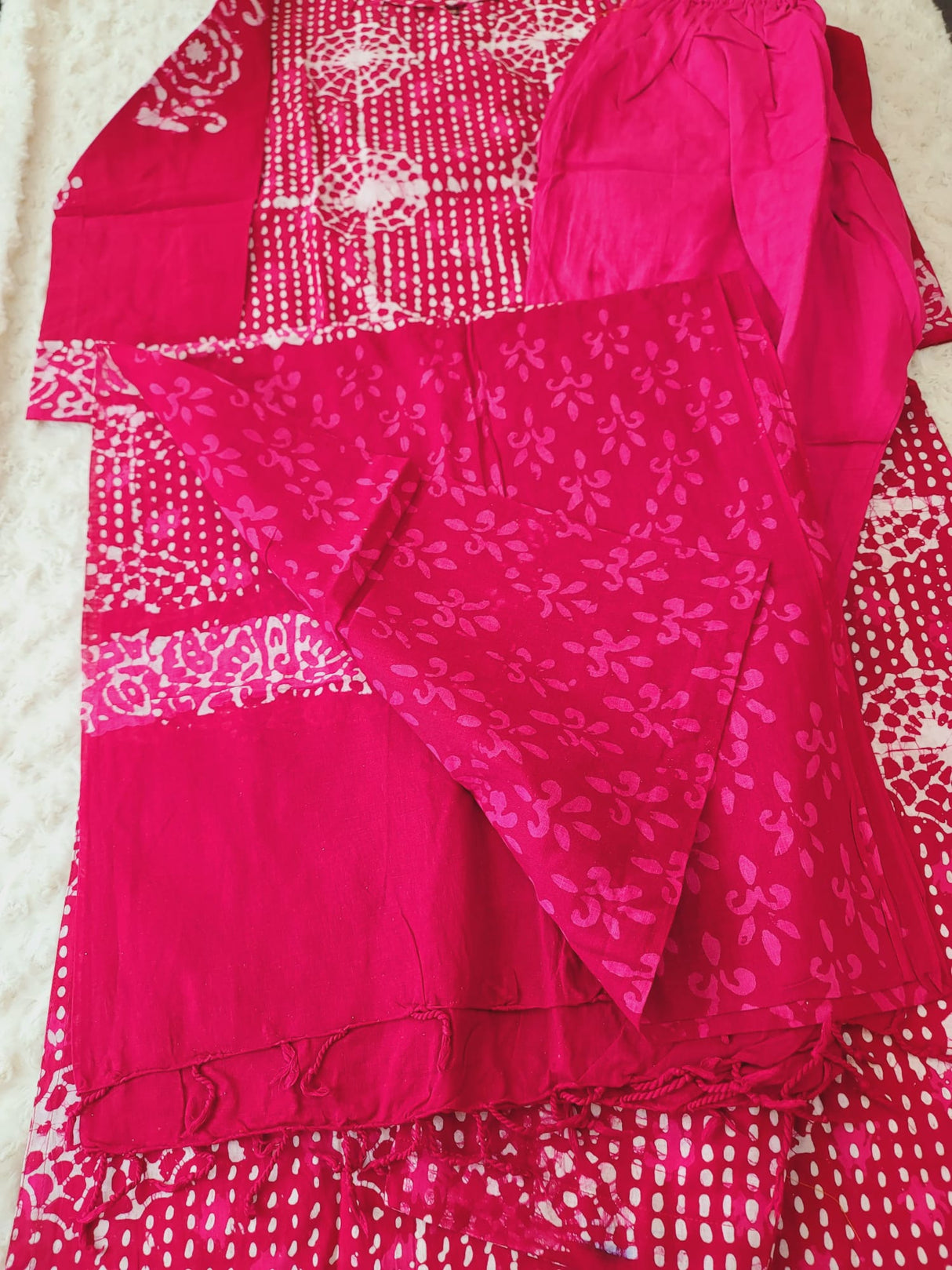 Bangladeshi batik salwer kamiz