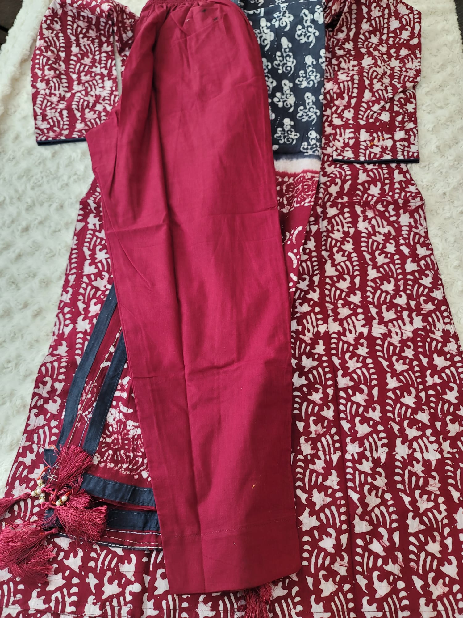 Bangladeshi batik salwer kamiz