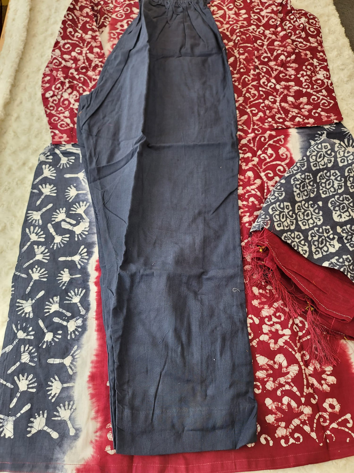 Bangladeshi batik salwer kamiz