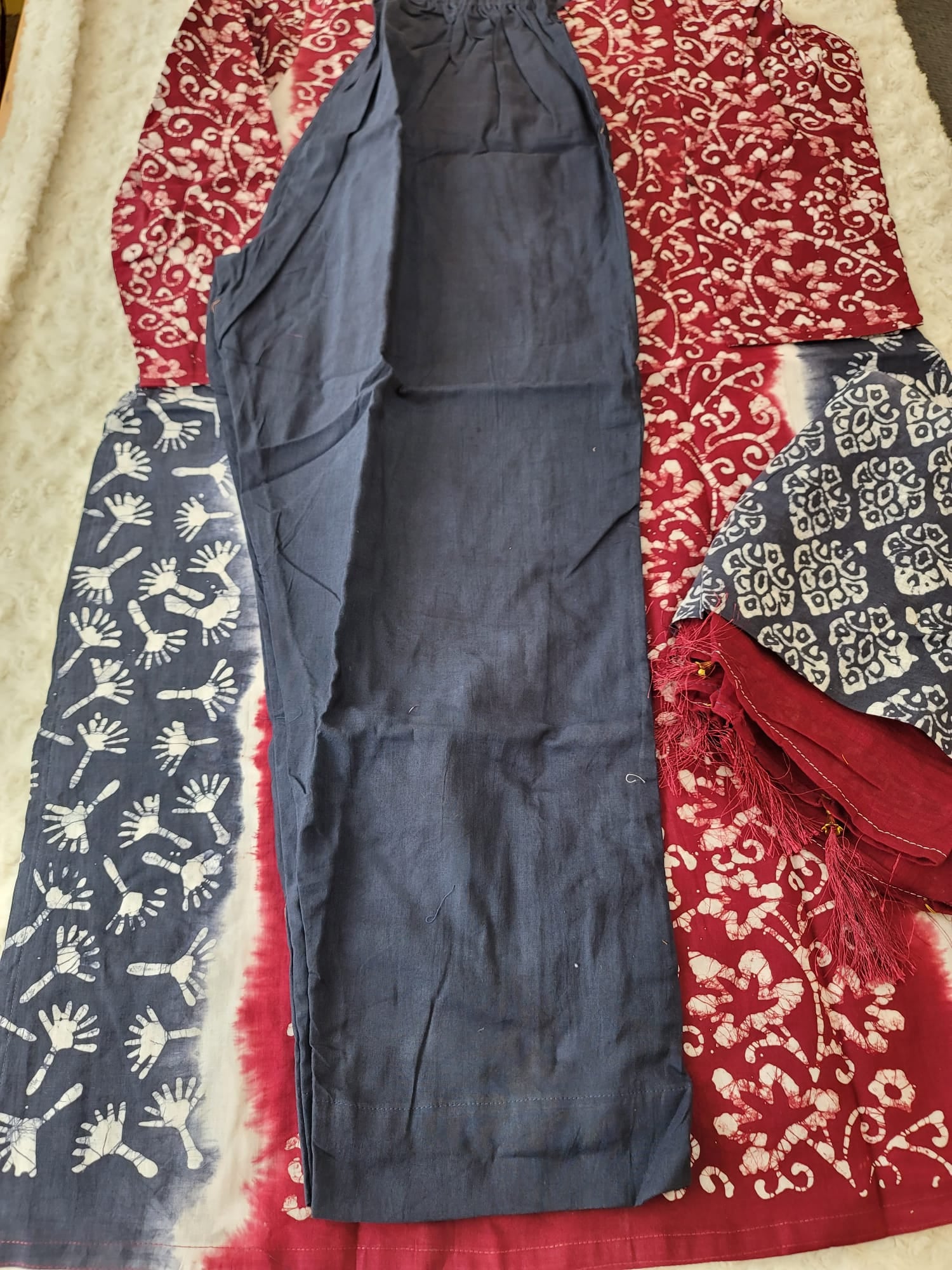 Bangladeshi batik salwer kamiz