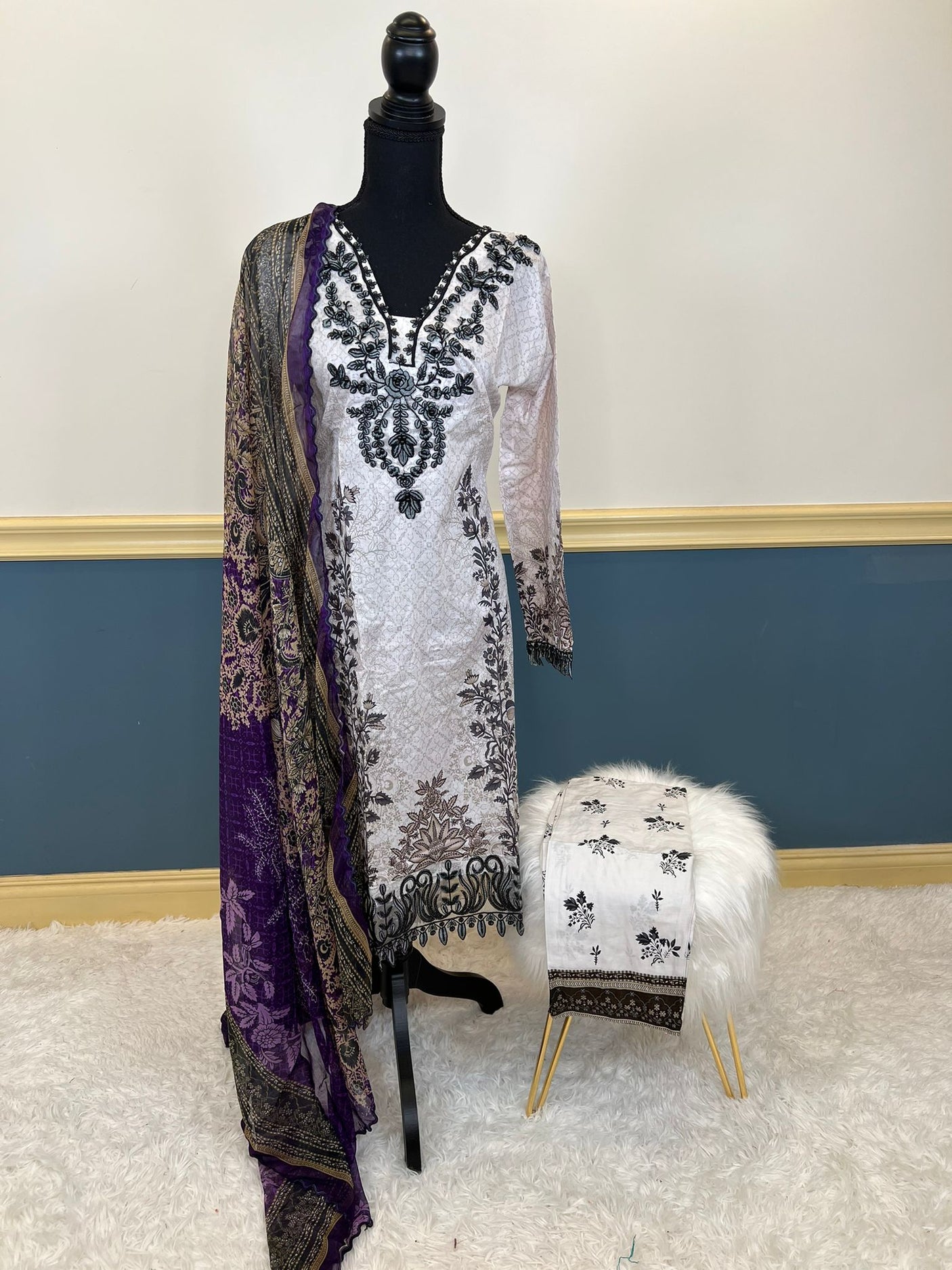 Pakistani Stitched lawn Embroidered Salwar kameez ready to ship