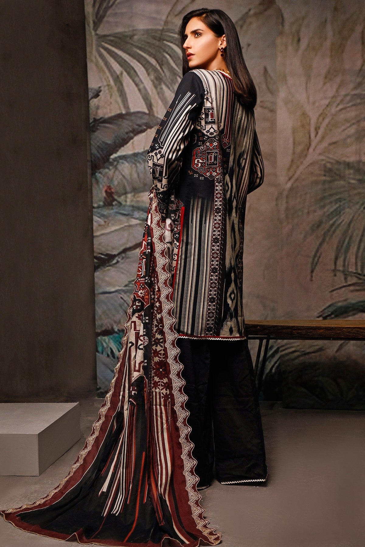 Firdous Embroidered Lawn Collection 2020-100% Original Guaranteed