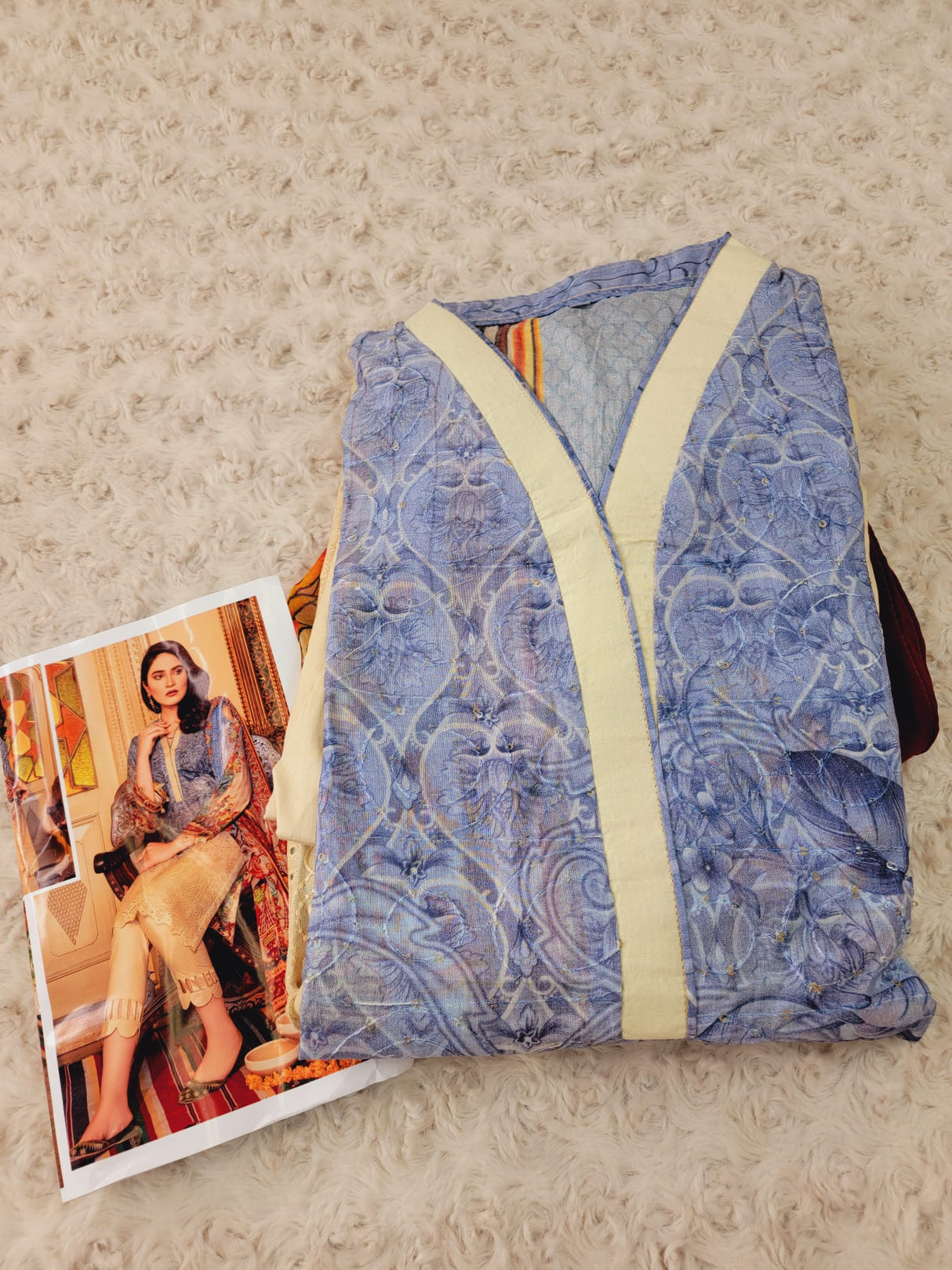 Luxury lawn with pure chiffon dupatta- Ready To Ship