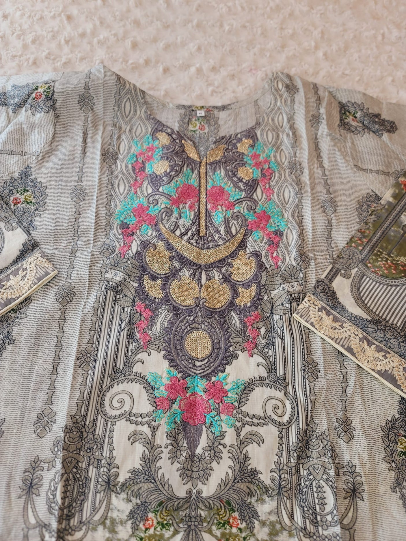 Pakistani Stitched lawn Embroidered Salwar kameez ready to ship