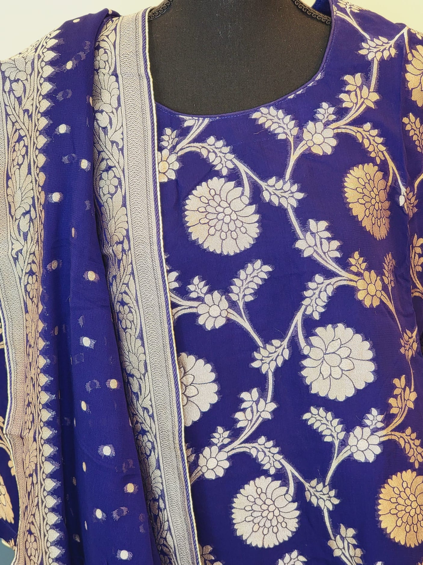 Pure Khaddi Georgette Banarasi Salwer Kamiz