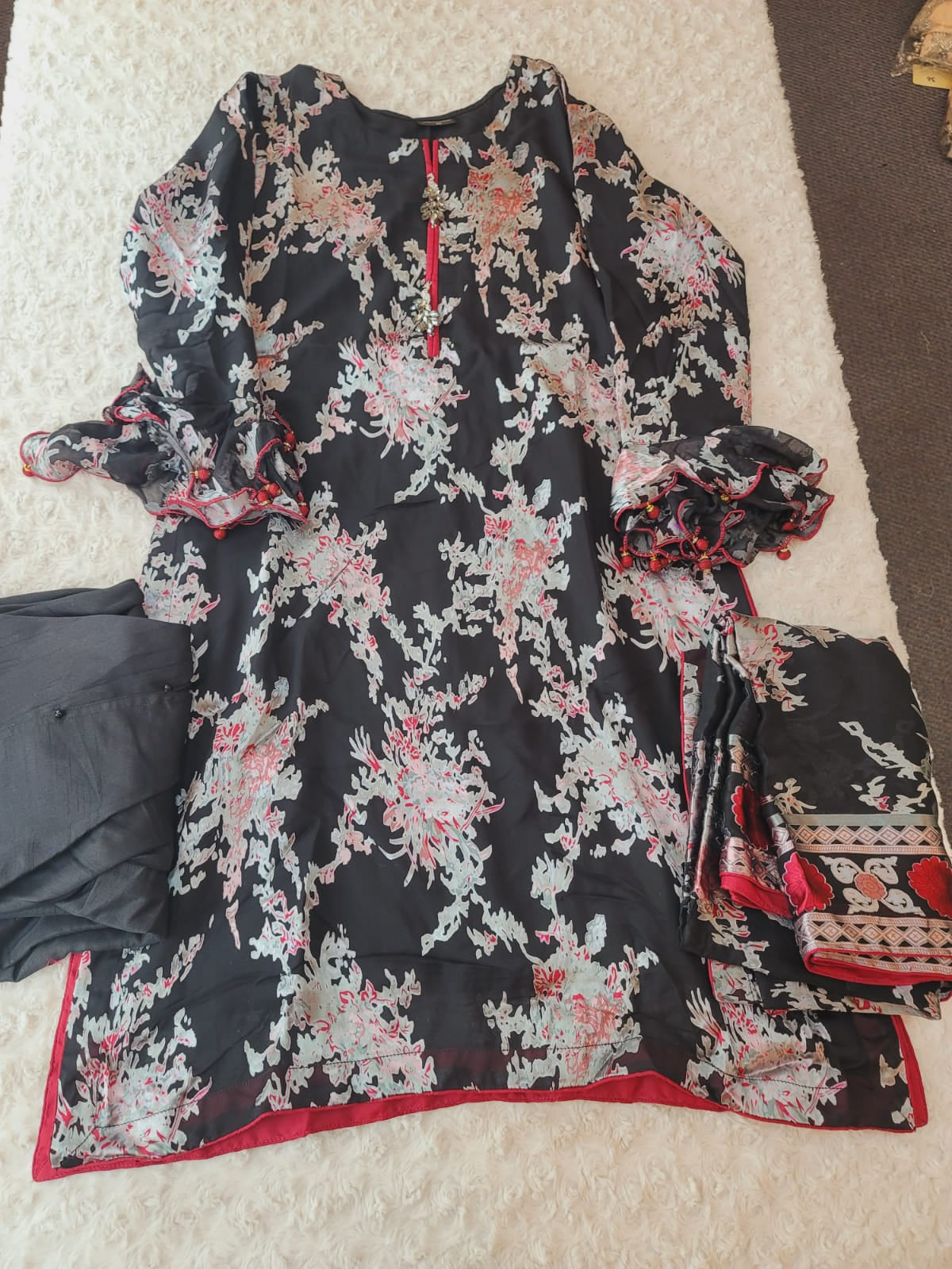 Pakistani Orginal Butique Collection 2021 -100% Original Guaranteed