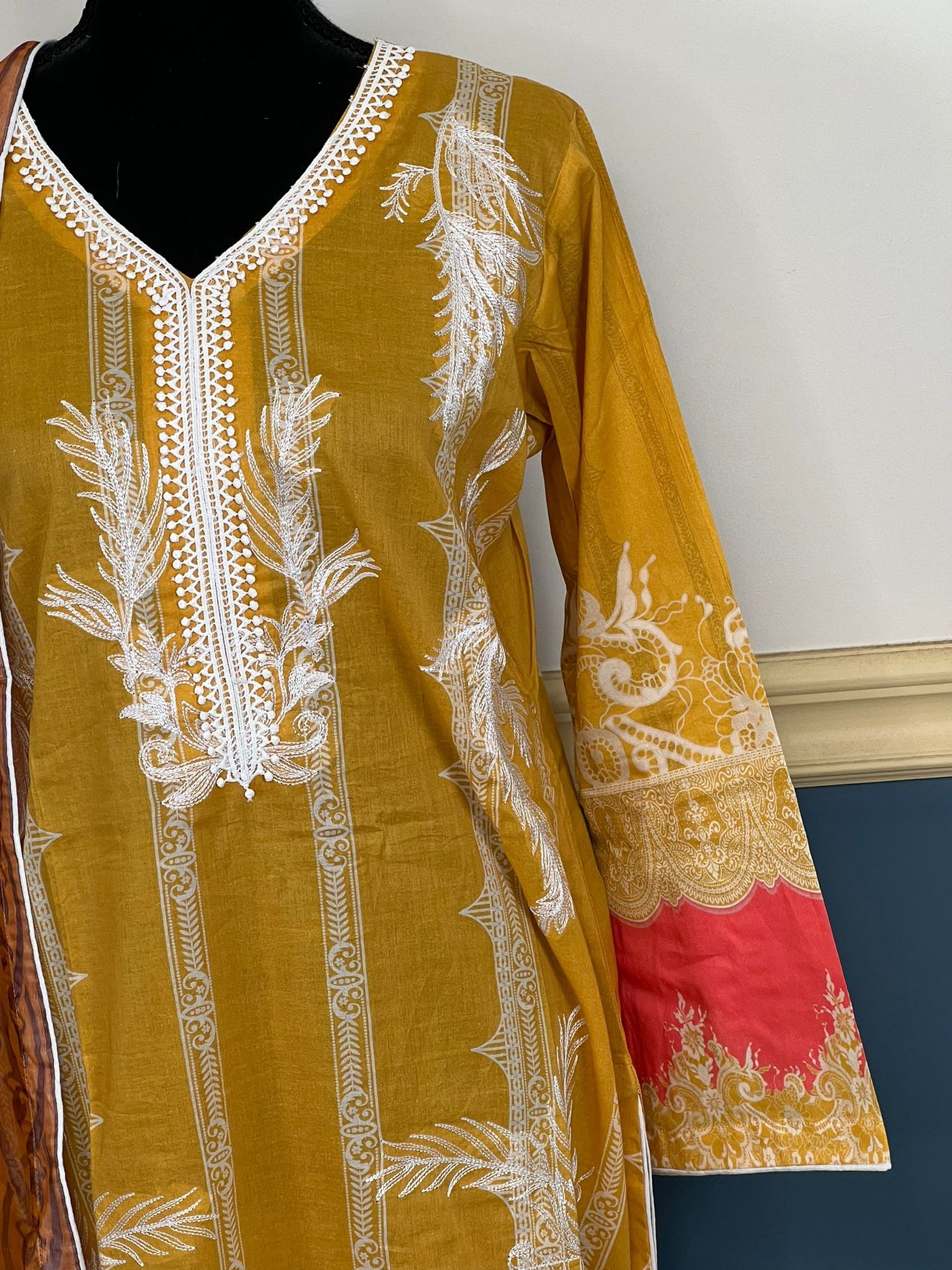 Pakistani Stitched Luxury Embroidered lawn Salwar kameez ready to ship