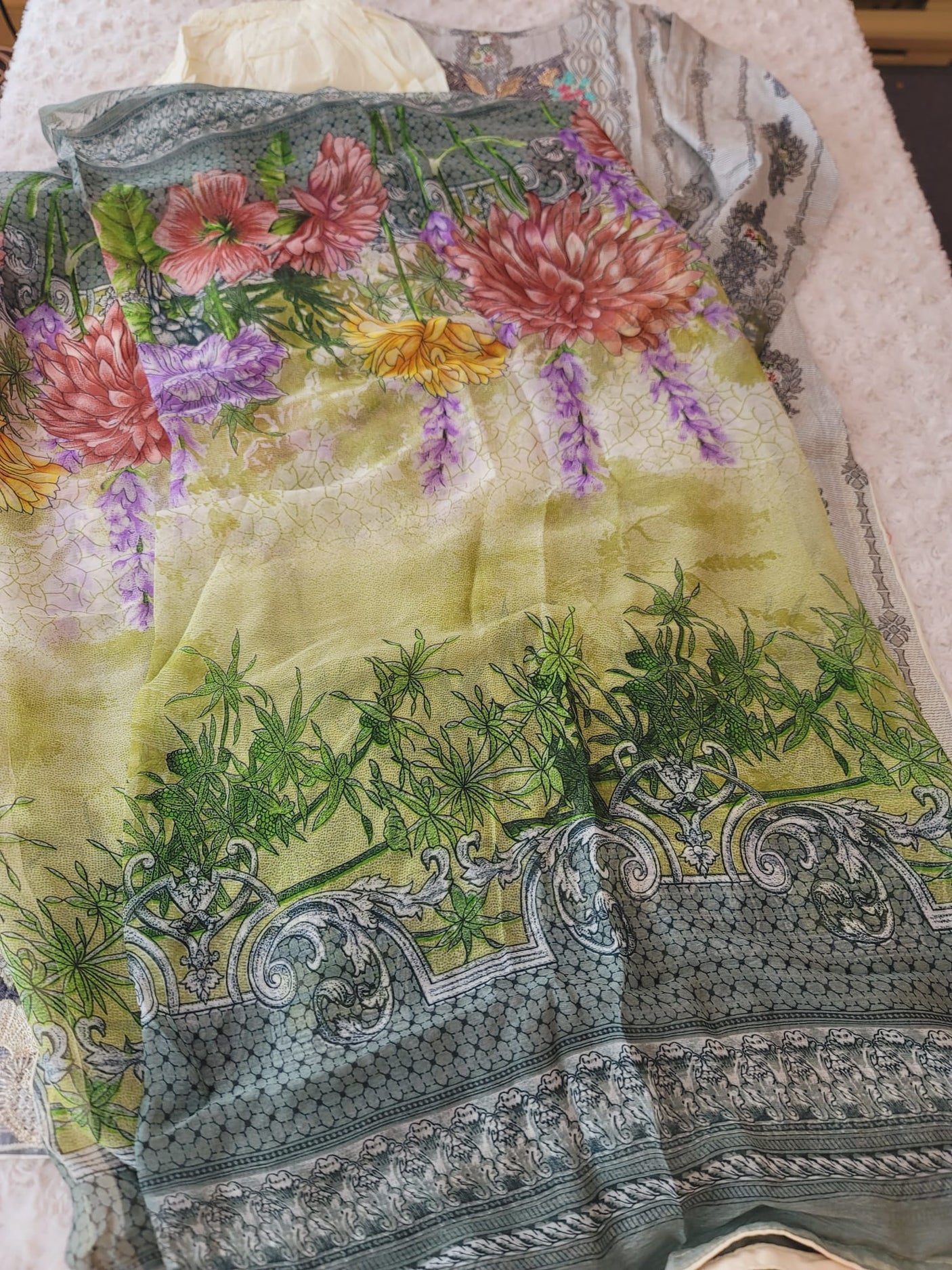 Pakistani Stitched lawn Embroidered Salwar kameez ready to ship