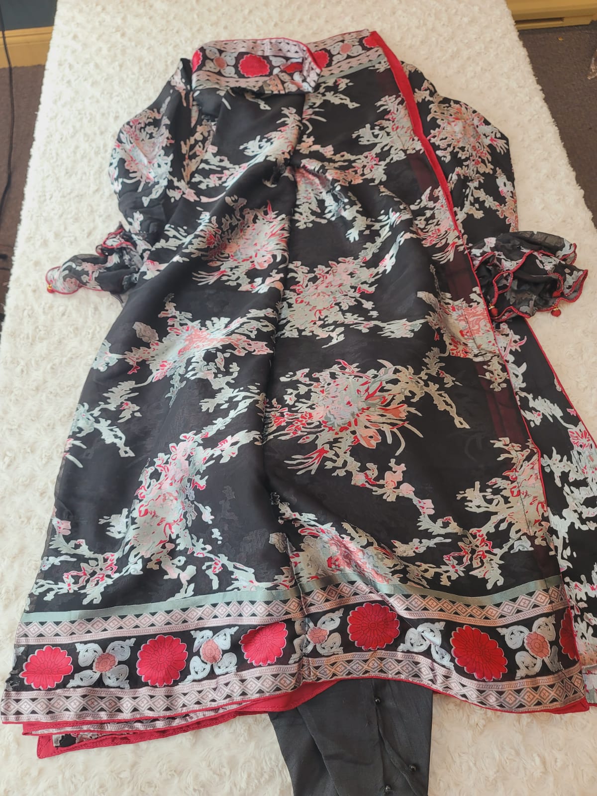 Pakistani Orginal Butique Collection 2021 -100% Original Guaranteed