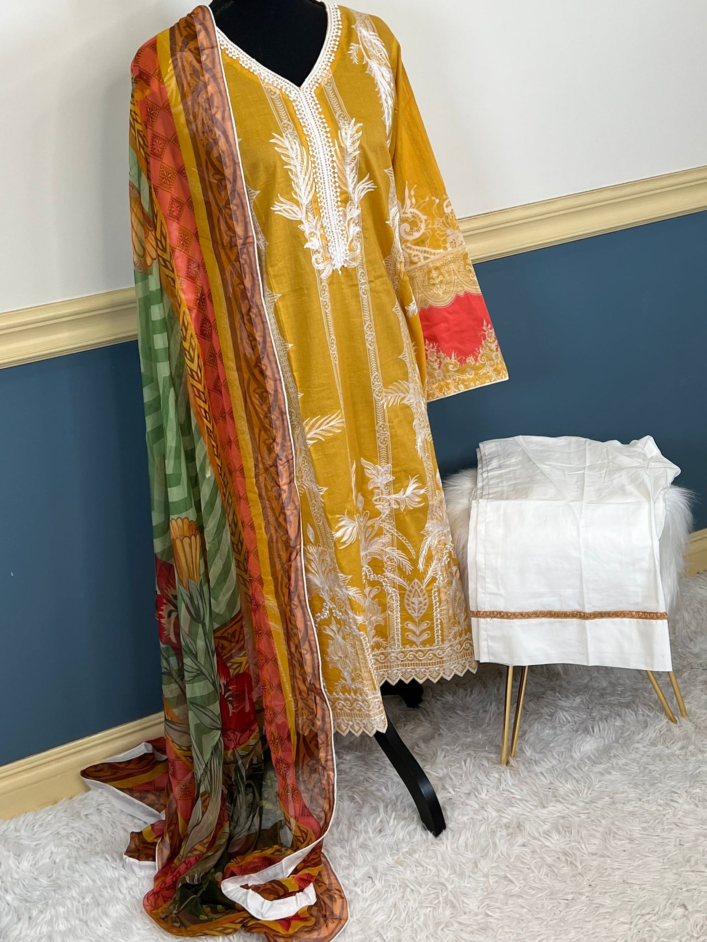 Pakistani Stitched Luxury Embroidered lawn Salwar kameez ready to ship