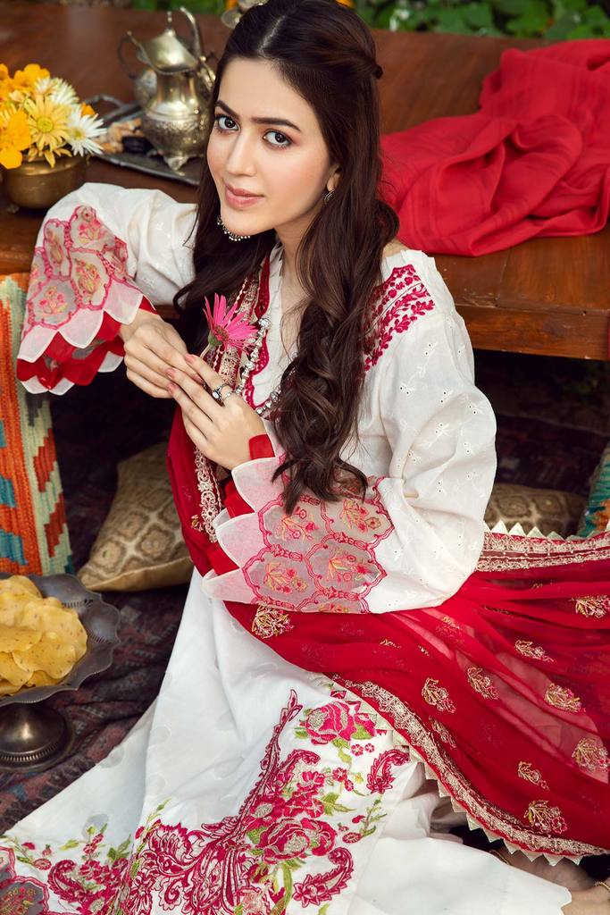 Baad e Naseem by Charizma Embroidered Luxury Lawn Collection 2021 -100% Original Guaranteed