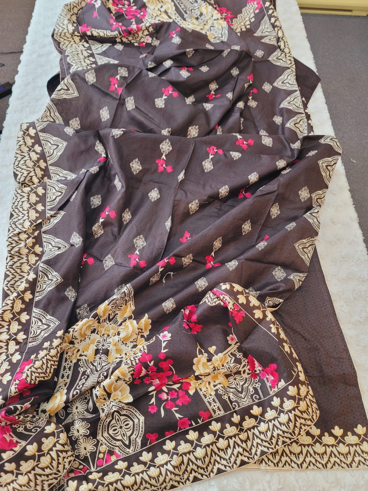 Pakistani lawn Embroidered Salwar kameez Ready To Ship