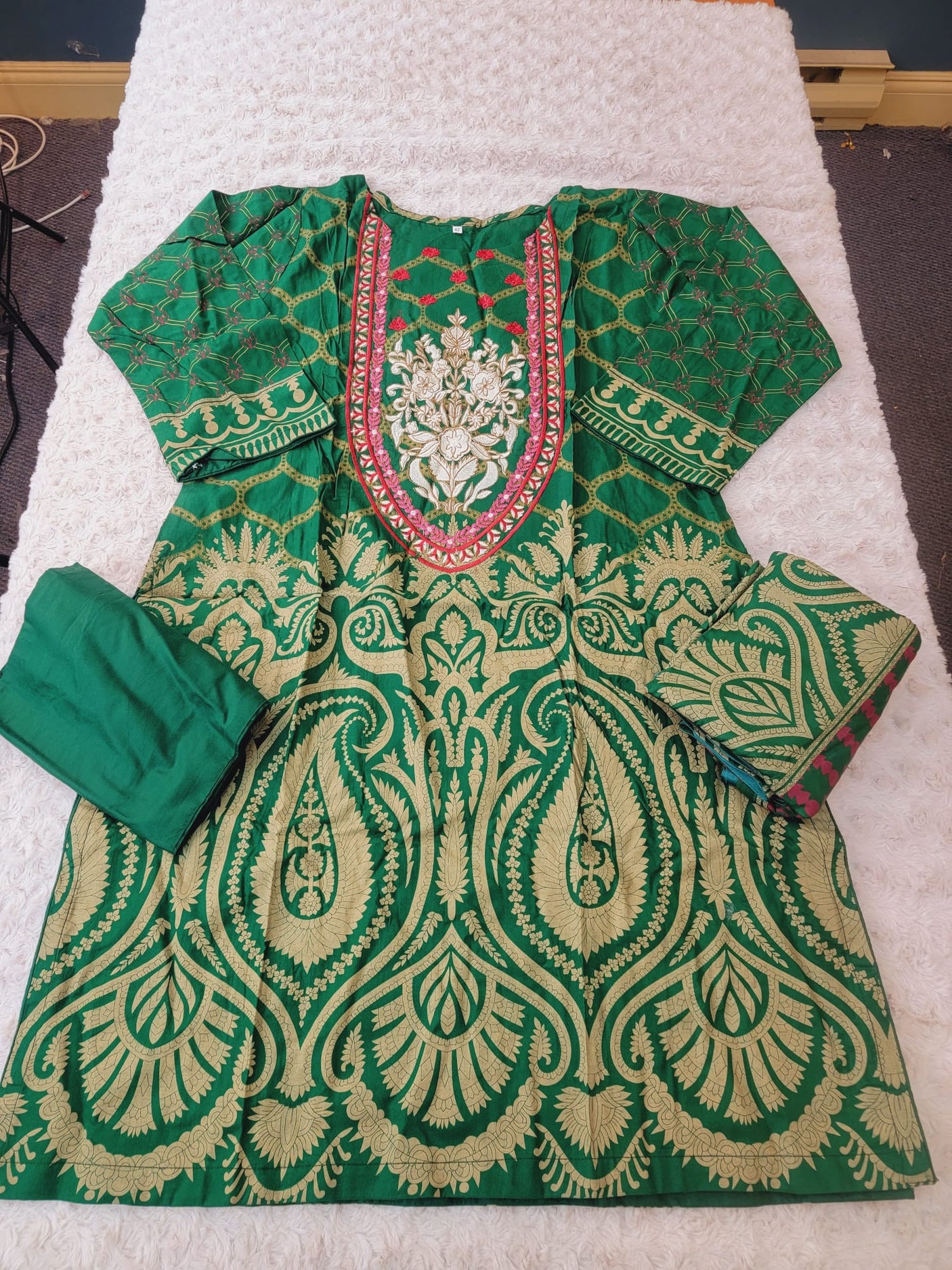 Pakistani linen Embroidered Salwar kameez Ready To Ship
