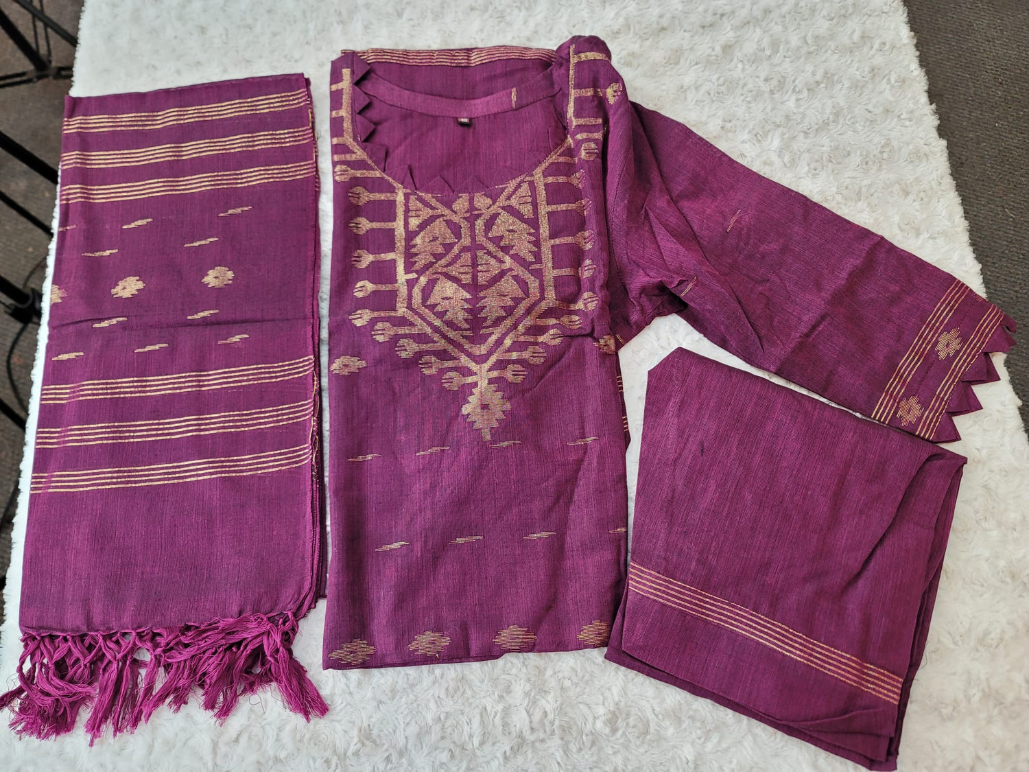 Bangladeshi Jamdani salwar kamiz