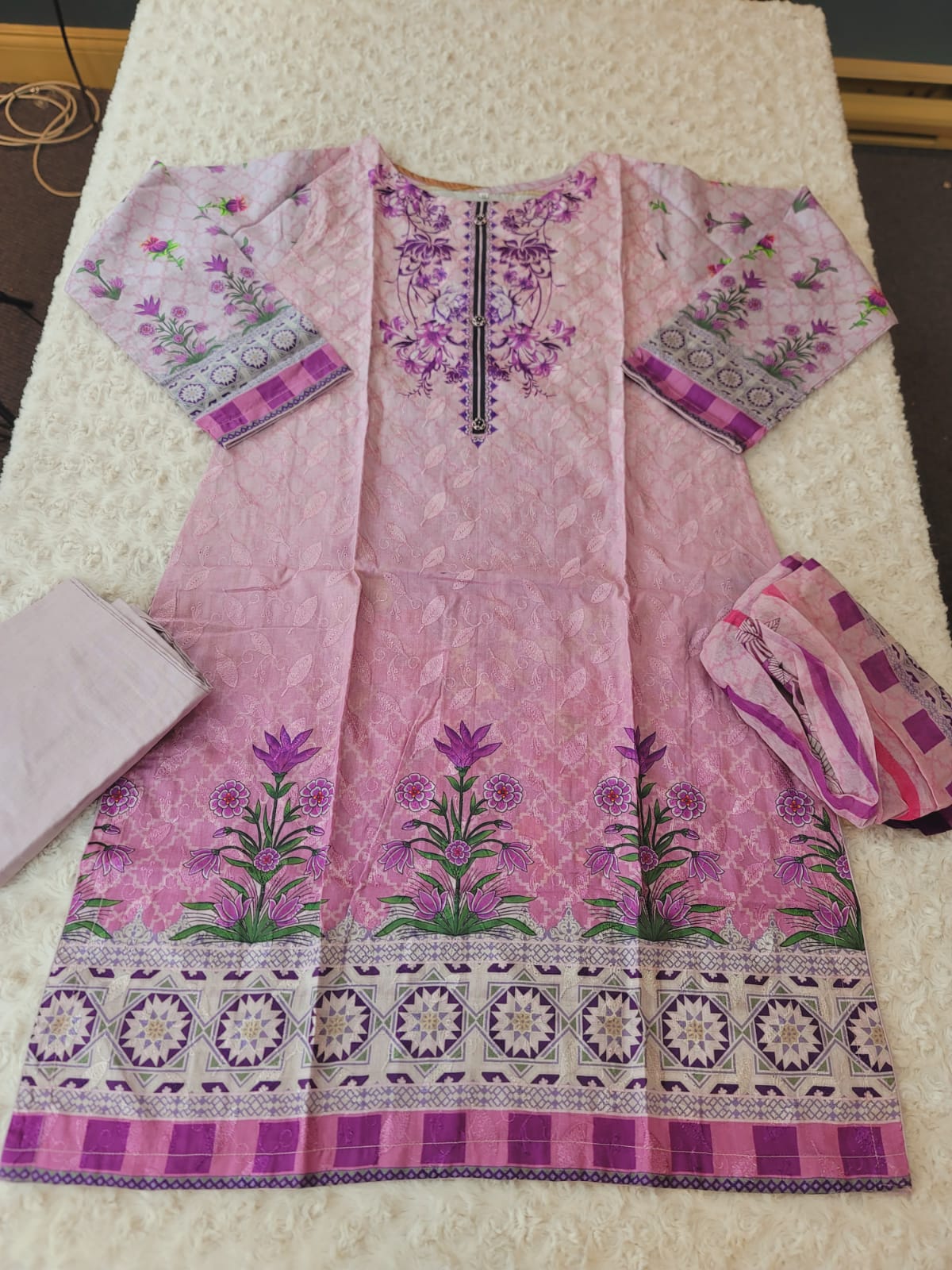 Pakistani Stitched lawn Embroidered Salwar kameez ready to ship