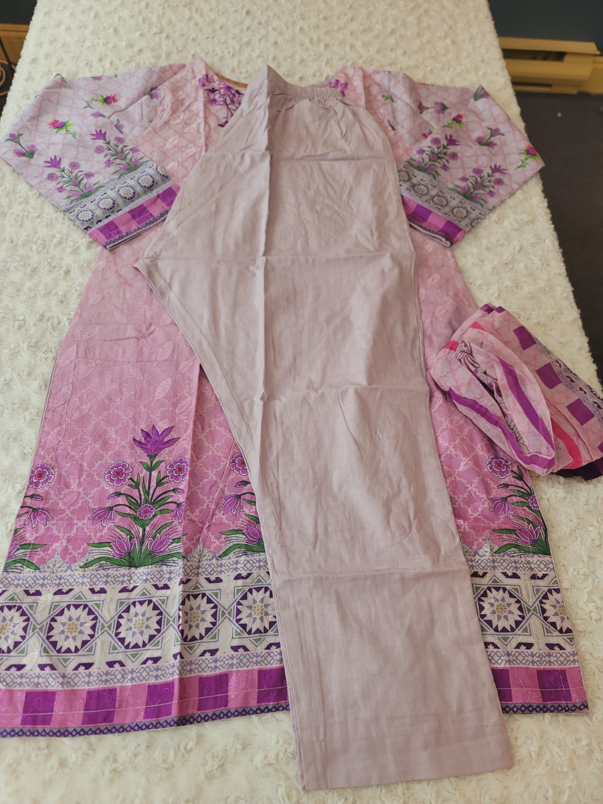 Pakistani Stitched lawn Embroidered Salwar kameez ready to ship