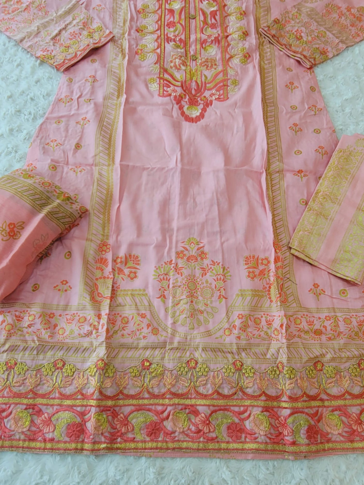 Pakistani Stitched lawn Embroidered Salwar kameez ready to ship