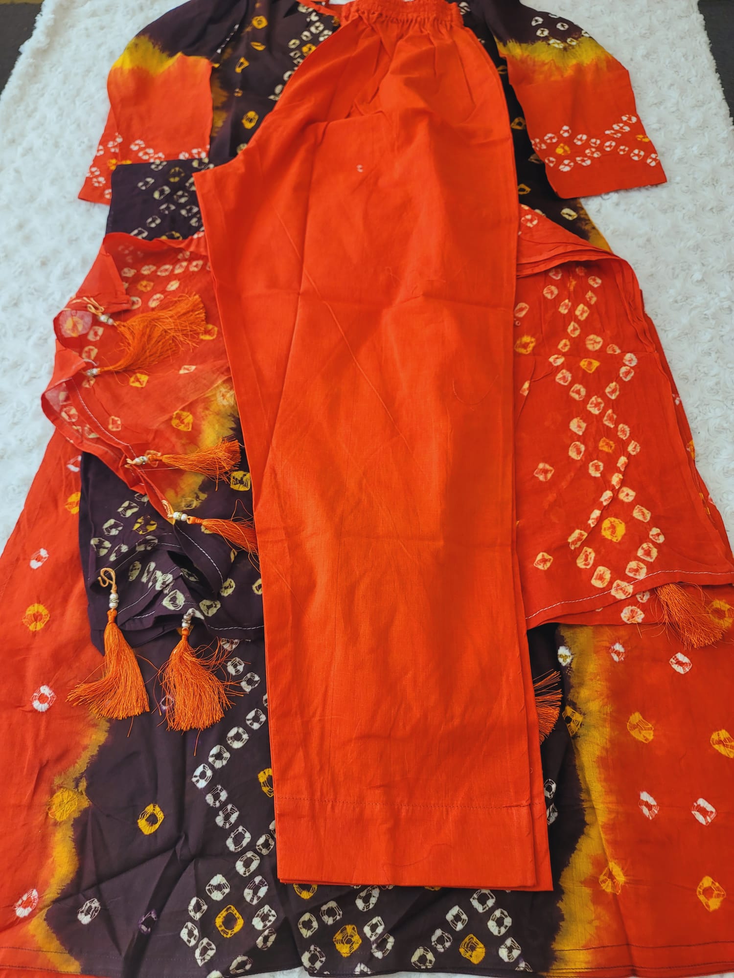 Bangladeshi batik salwer kamiz