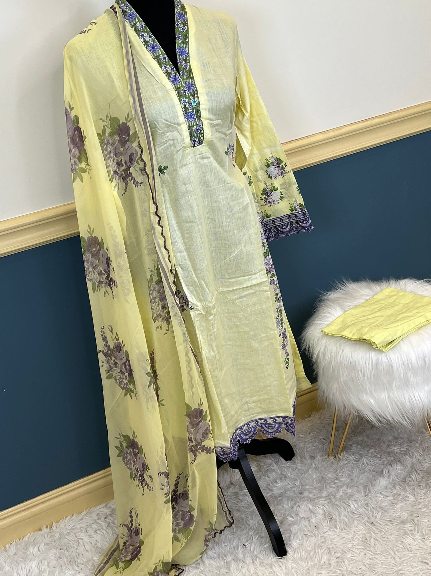 Pakistani Stitched Embroidered lawn Salwar kameez ready to ship