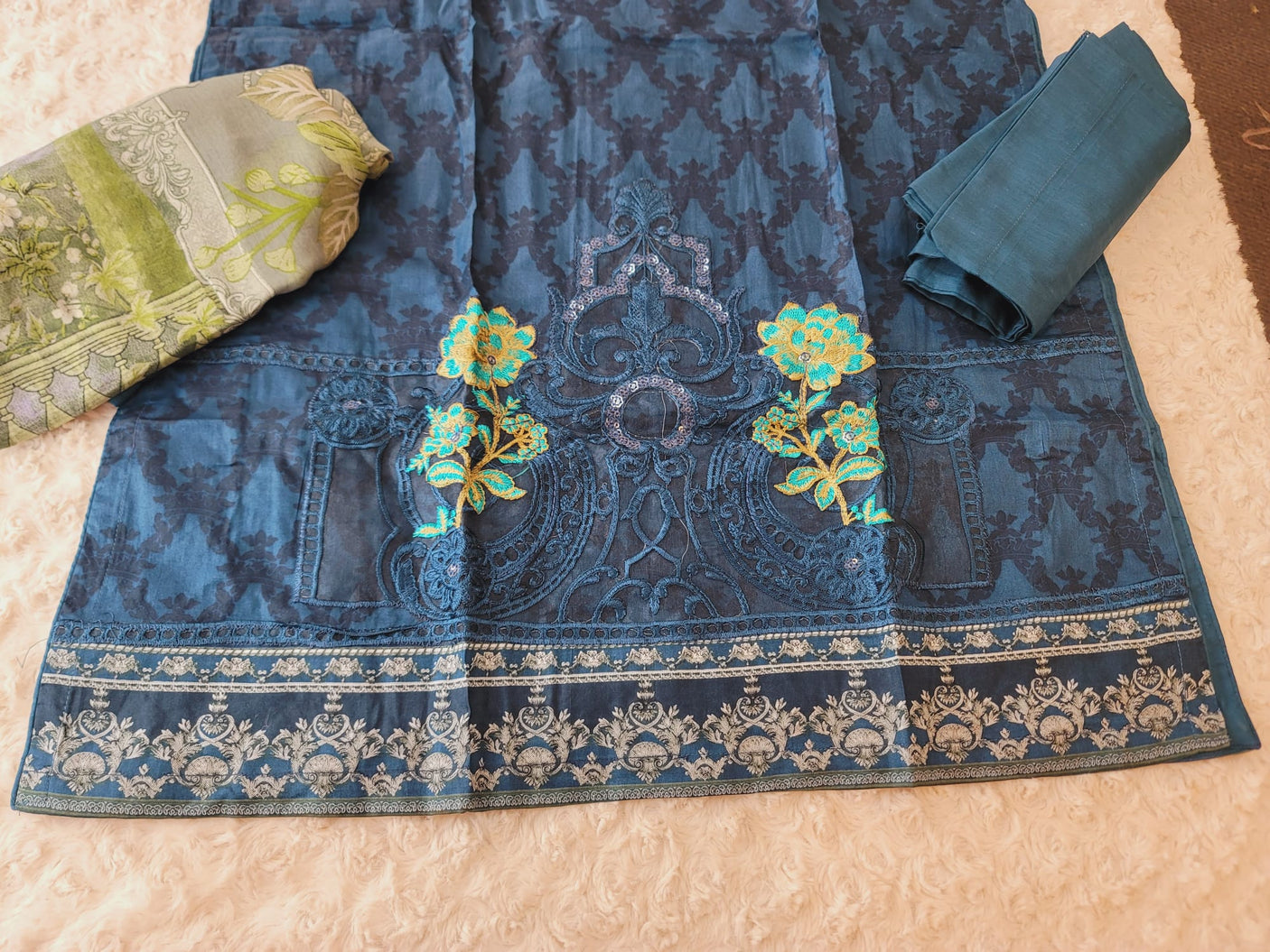 Pakistani Stitched lawn Embroidered Salwar kameez ready to ship