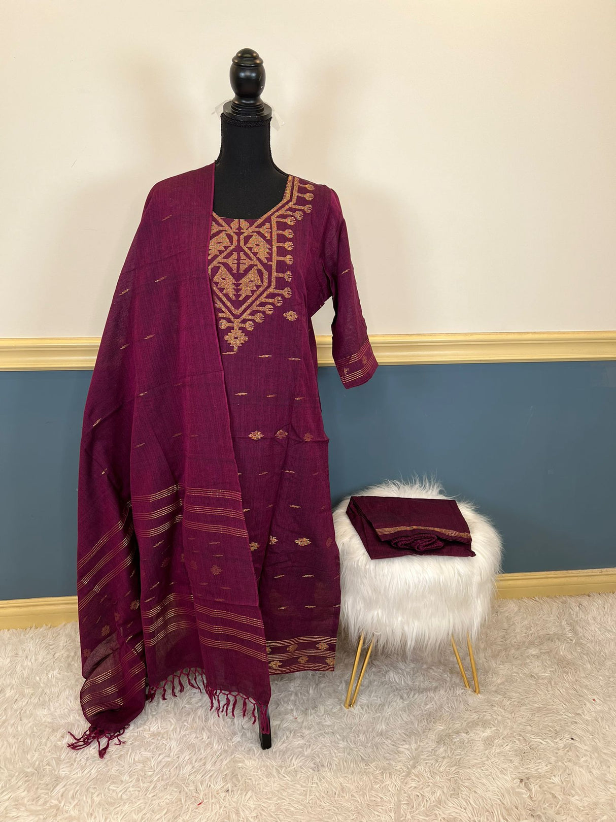 Bangladeshi Jamdani salwar kamiz