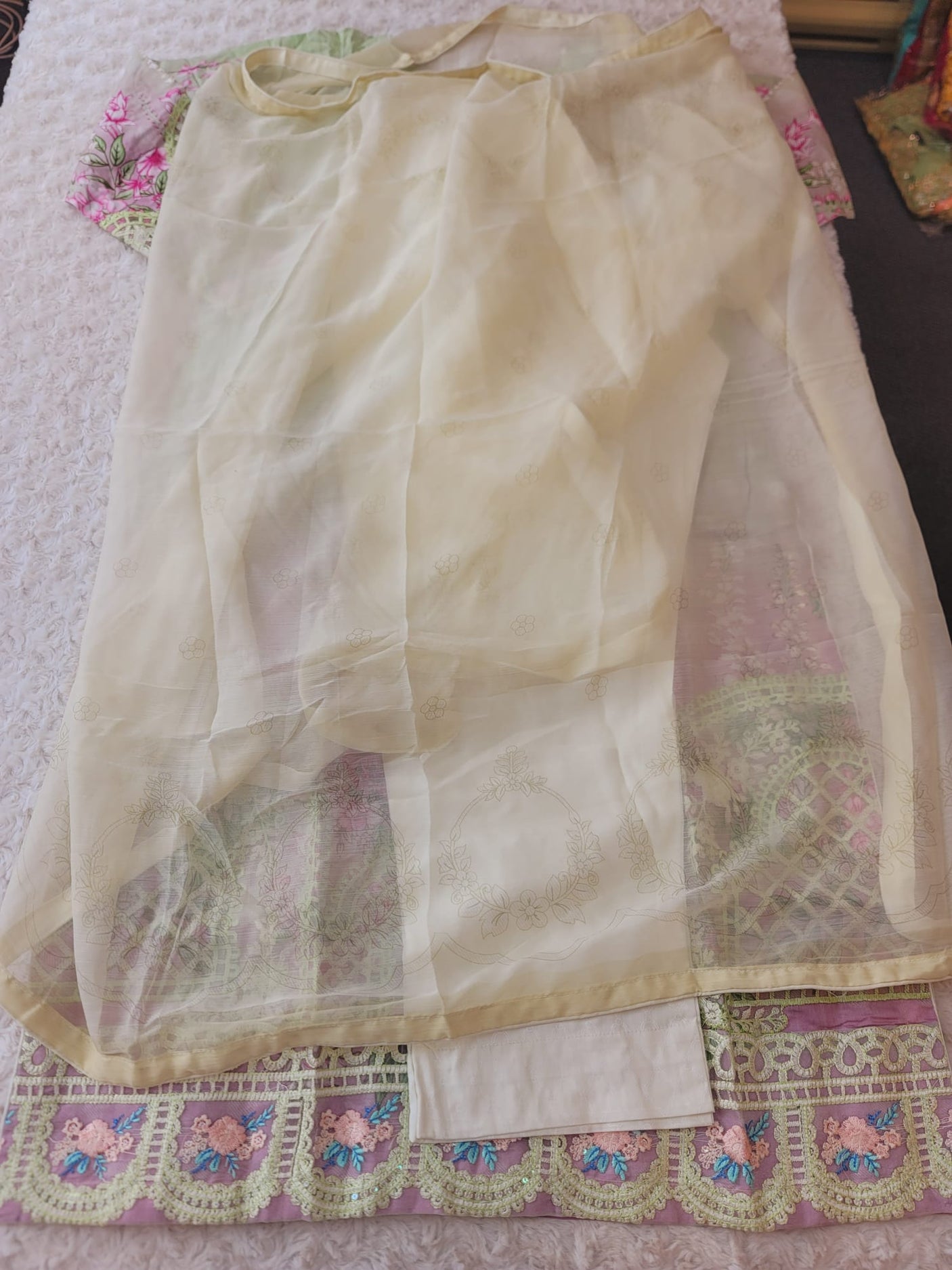 Pakistani Stitched lawn Embroidered Salwar kameez ready to ship