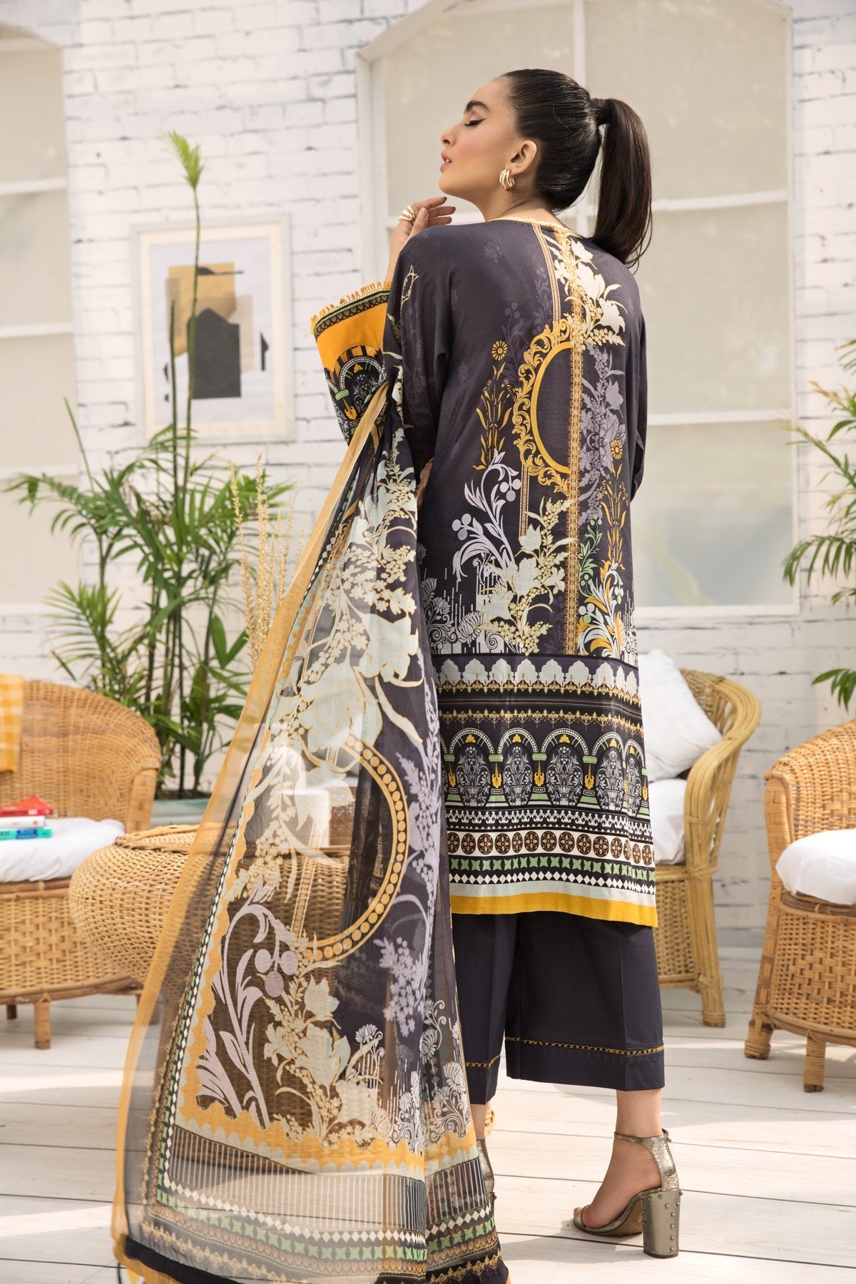 Farasha Embroidered Lawn Collection 2020-100% Original Guarantee
