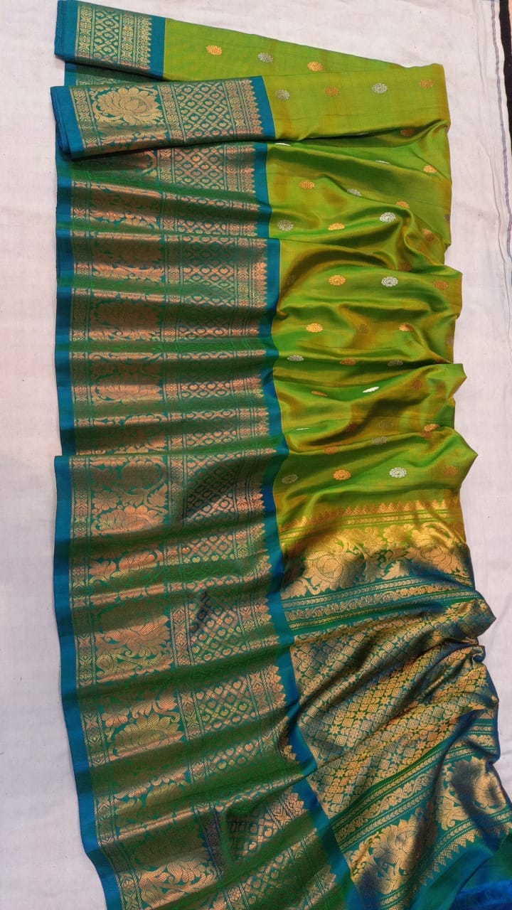 Kanchi boarder Gadwal handloom sarees