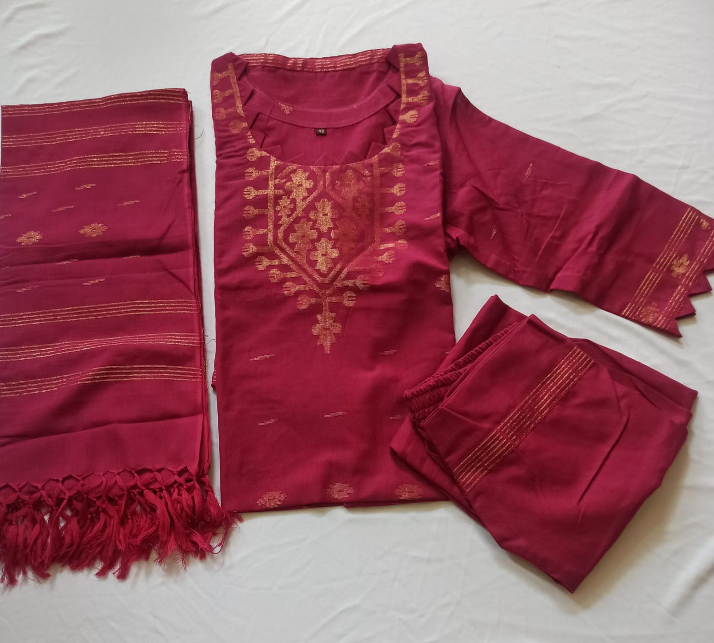 Bangladeshi Jamdani salwar kamiz