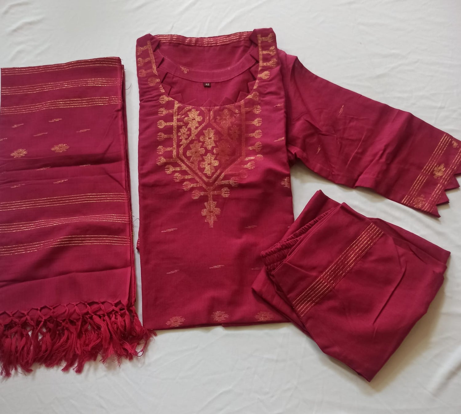 Bangladeshi Jamdani salwar kamiz