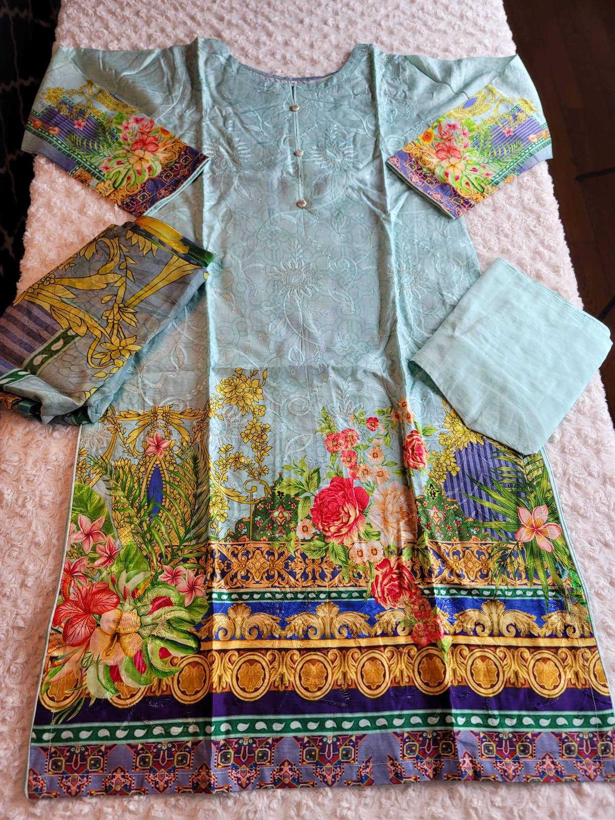Pakistani Viscos Lawn Embroidered Salwar kameez Ready To Ship