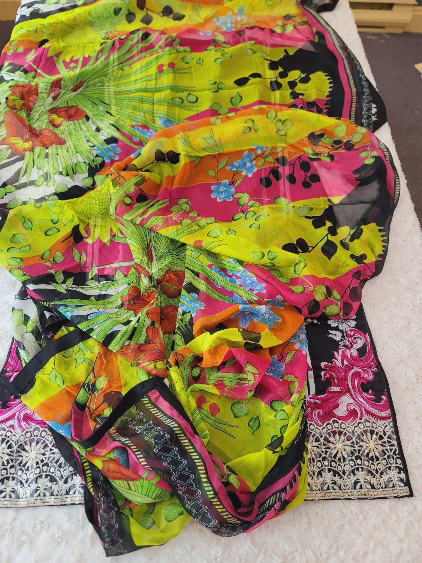 Pakistani Stitched lawn Embroidered Salwar kameez ready to ship