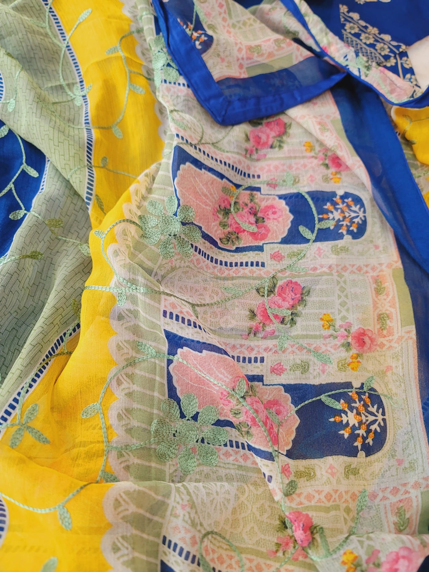 Pakistani stitched lawn Embroidered Salwar kameez ready to ship