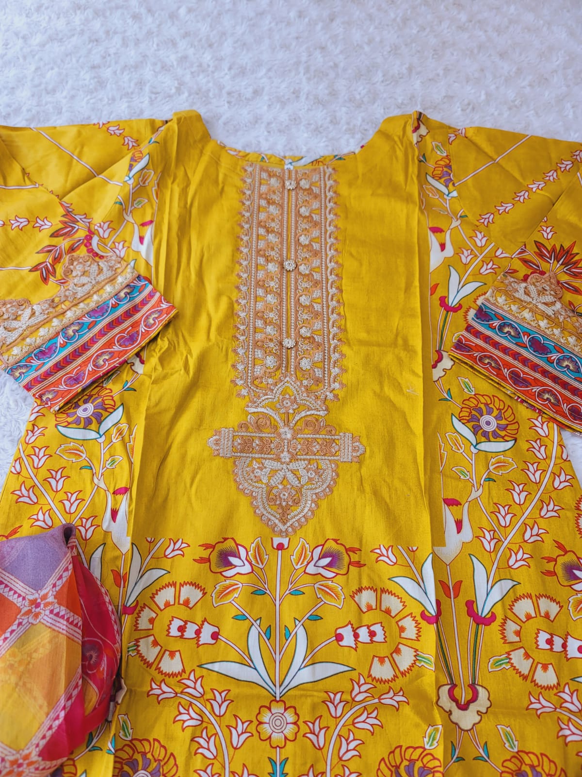 Pakistani stitched lawn Embroidered Salwar kameez ready to ship