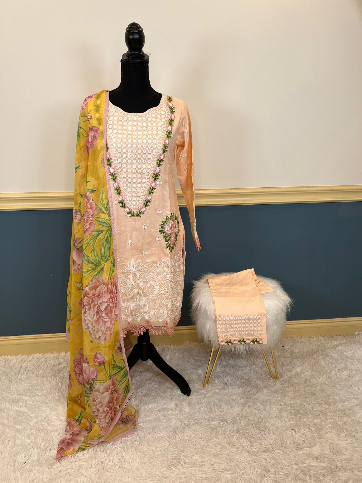 Luxury lawn with Silk dupatta Ready To Ship