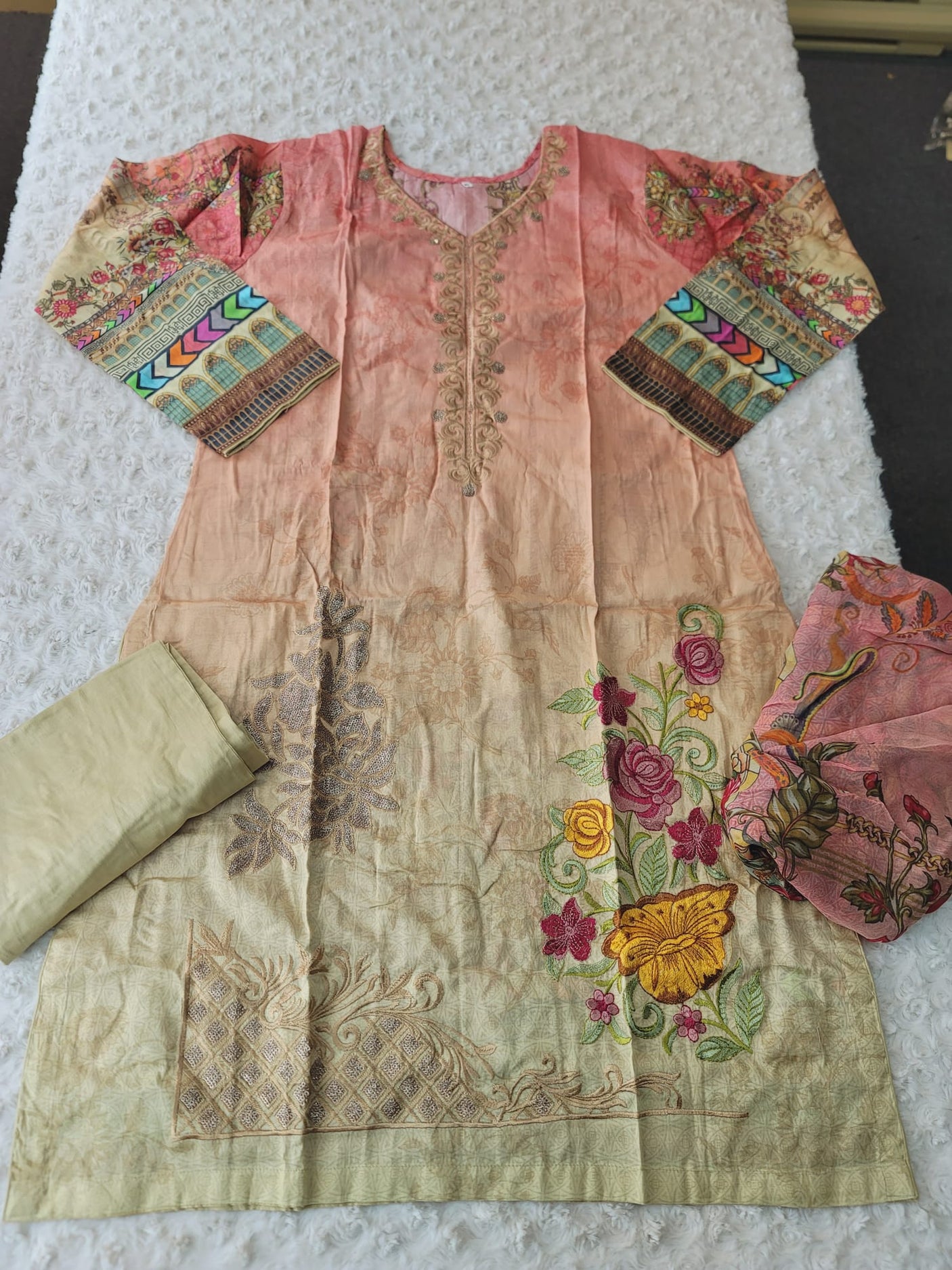 Pakistani Stitched lawn Embroidered Salwar kameez ready to ship
