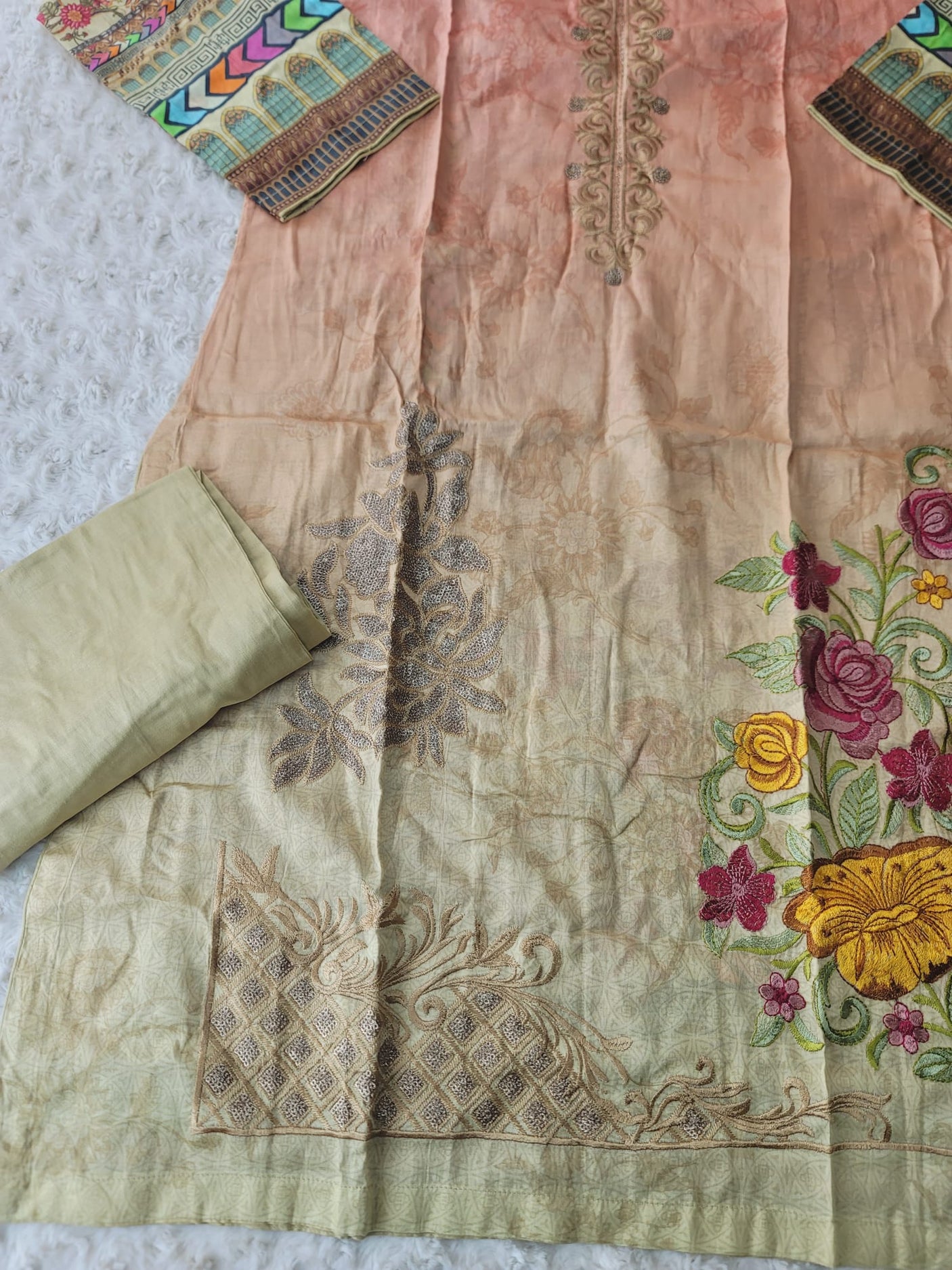 Pakistani Stitched lawn Embroidered Salwar kameez ready to ship