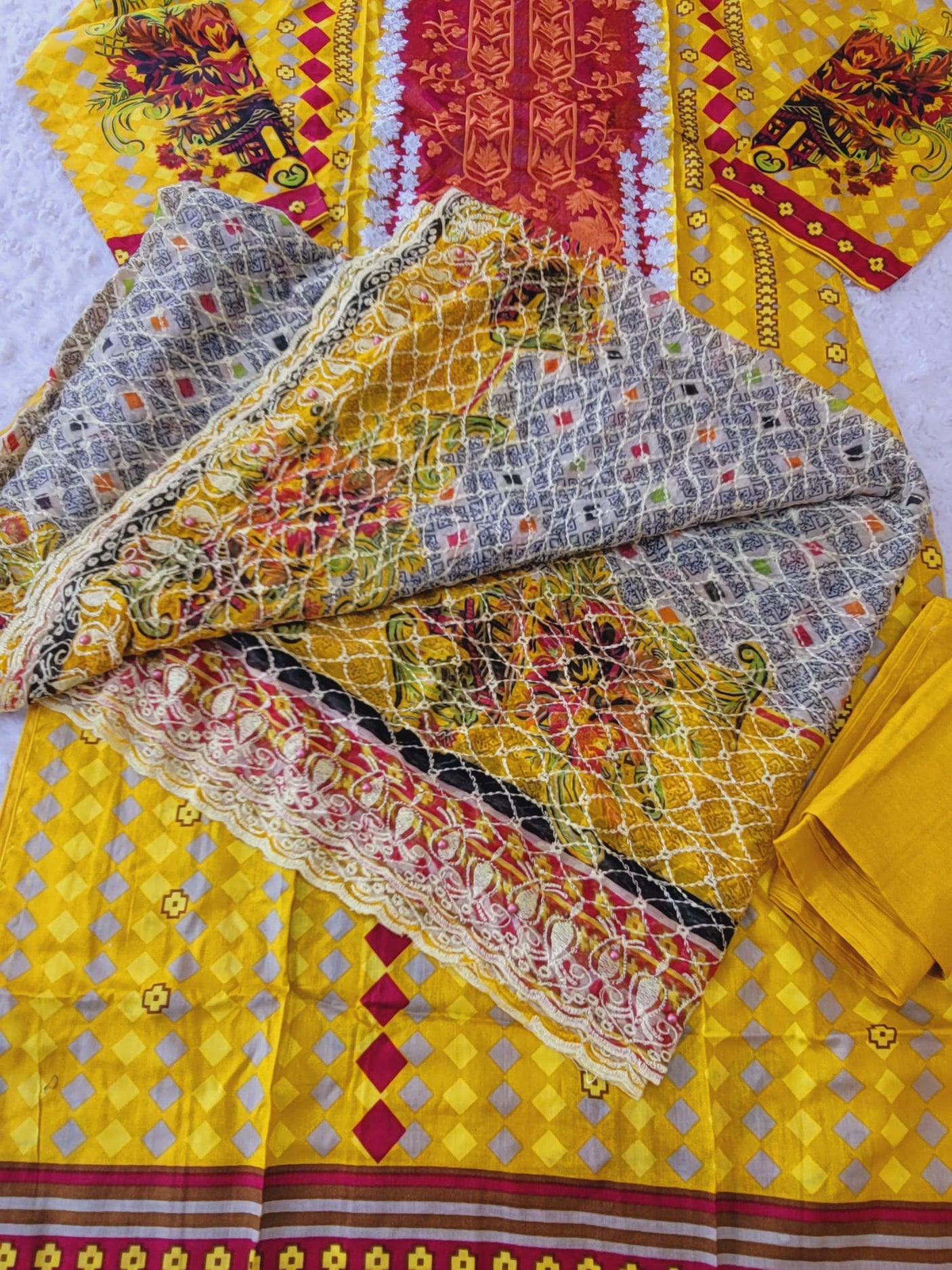 Pakistani Stitched lawn Embroidered Salwar kameez ready to ship