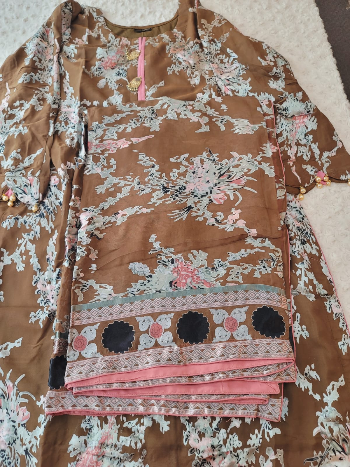 Pakistani Orginal Butique Collection 2021 -100% Original Guaranteed