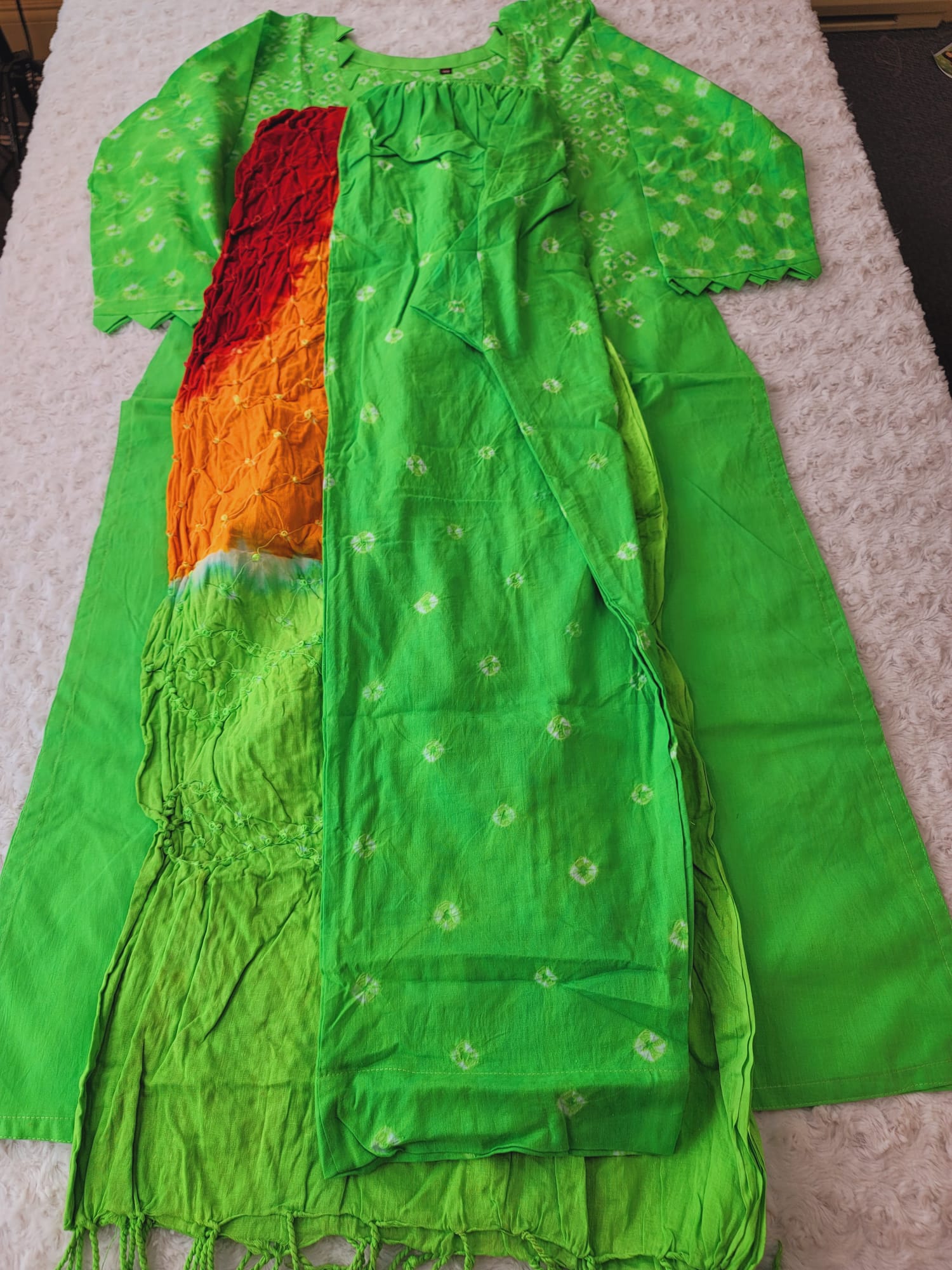 Bangladeshi batik salwer kamiz