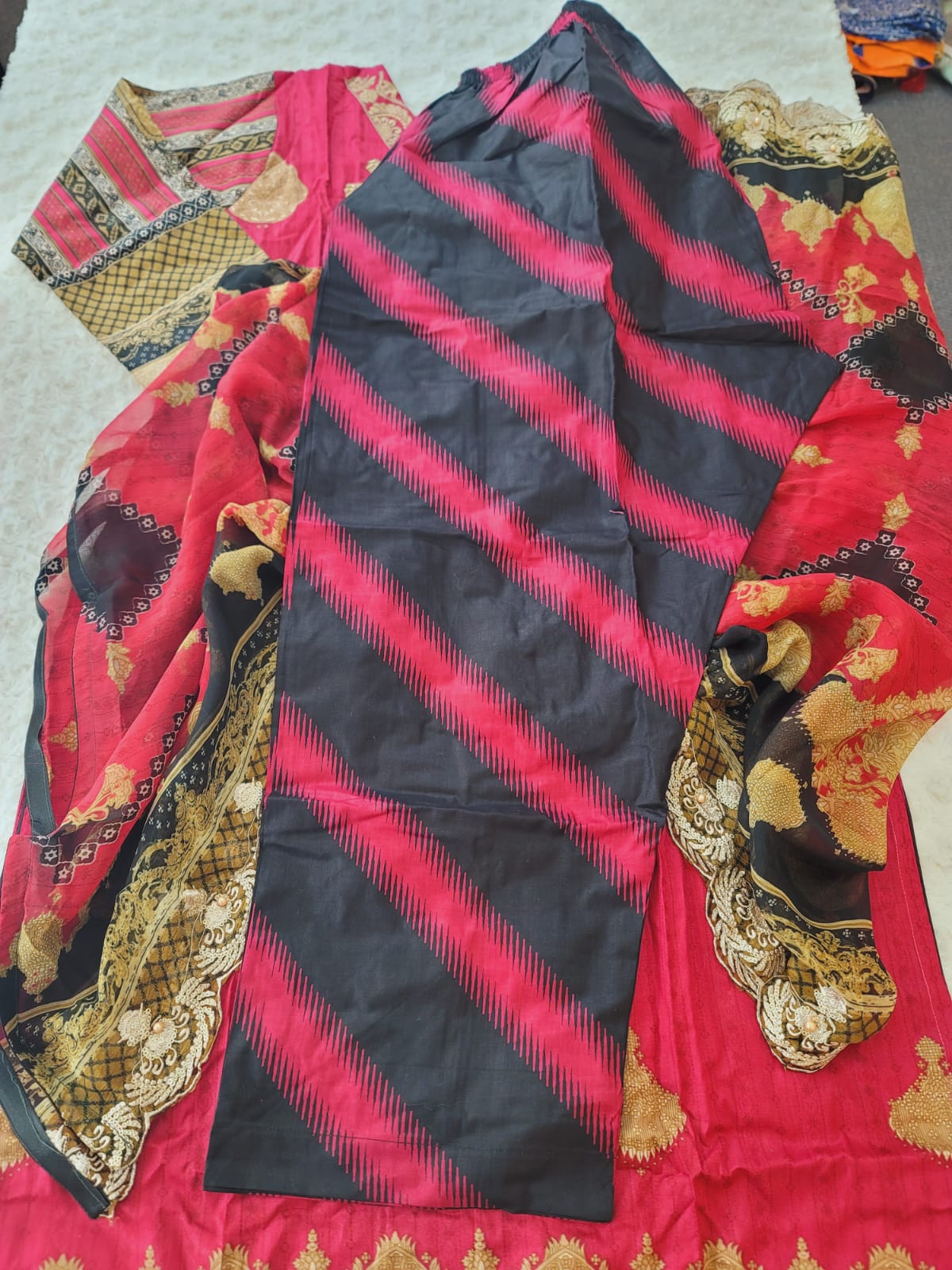 Pakistani lawn Embroidered Salwar kameez Ready To Ship