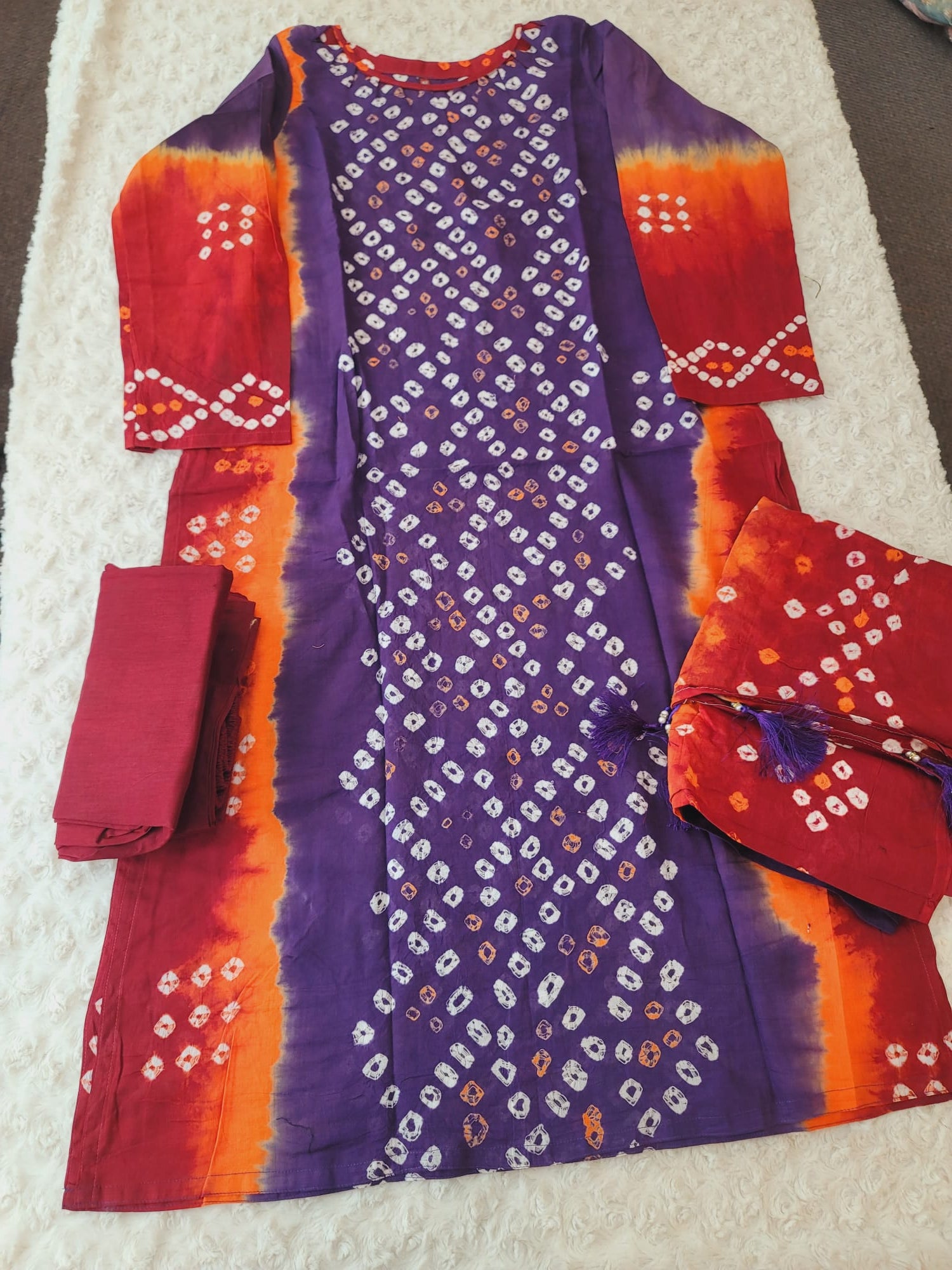 Bangladeshi batik salwer kamiz