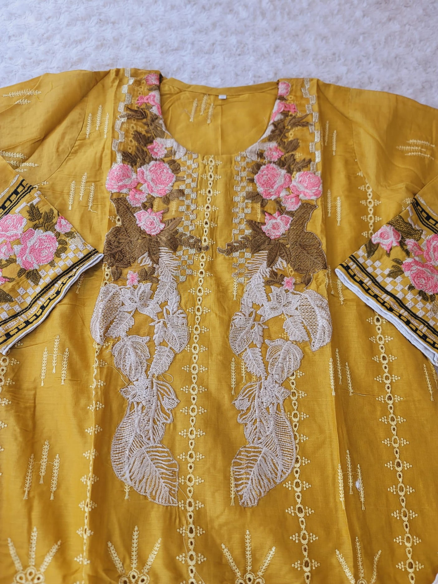 Pakistani Stitched Embroidered luxury lawn Dresses With Silk Dupatta Ready To Ship
