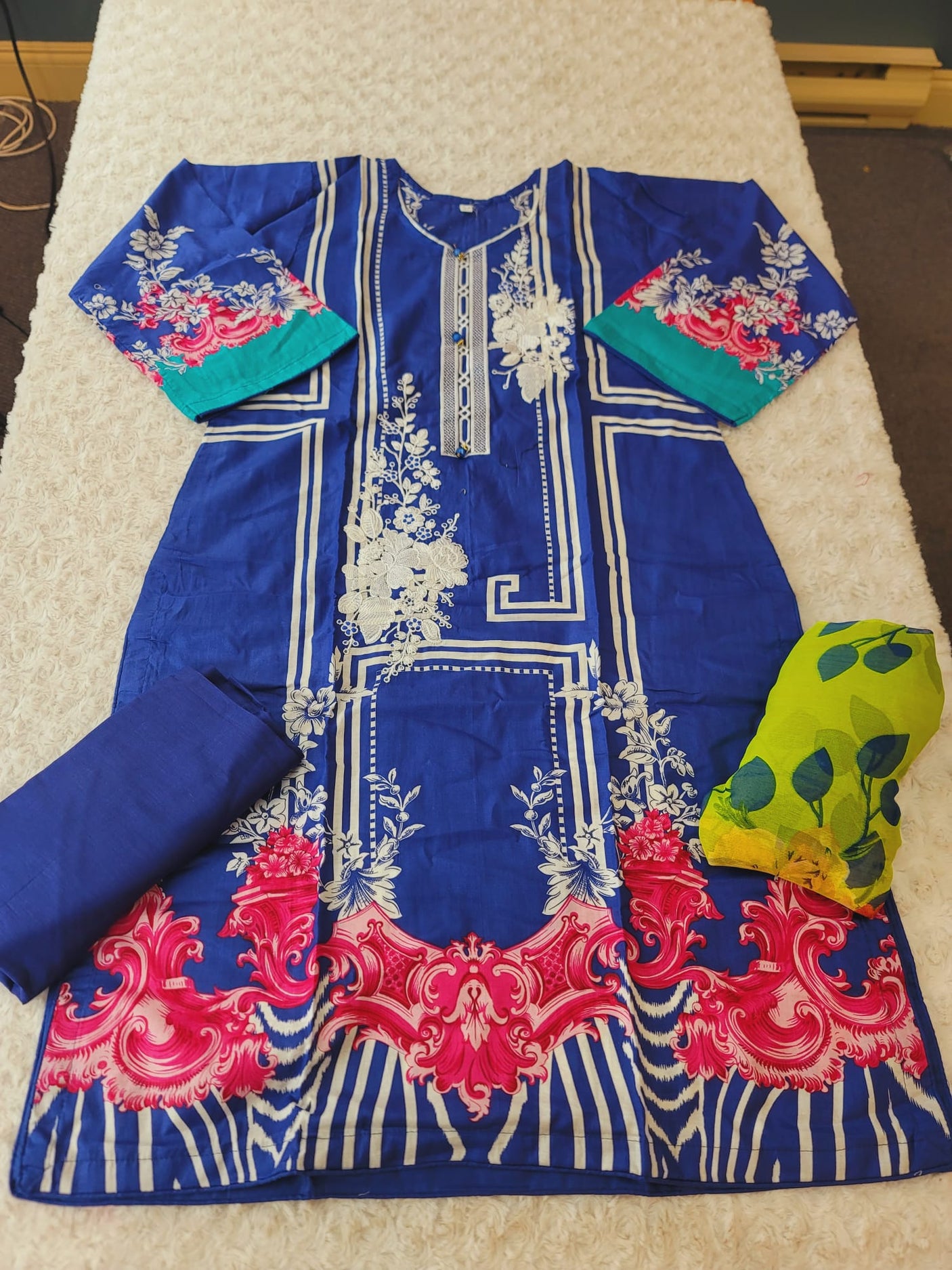 Pakistani Stitched lawn Embroidered Salwar kameez ready to ship