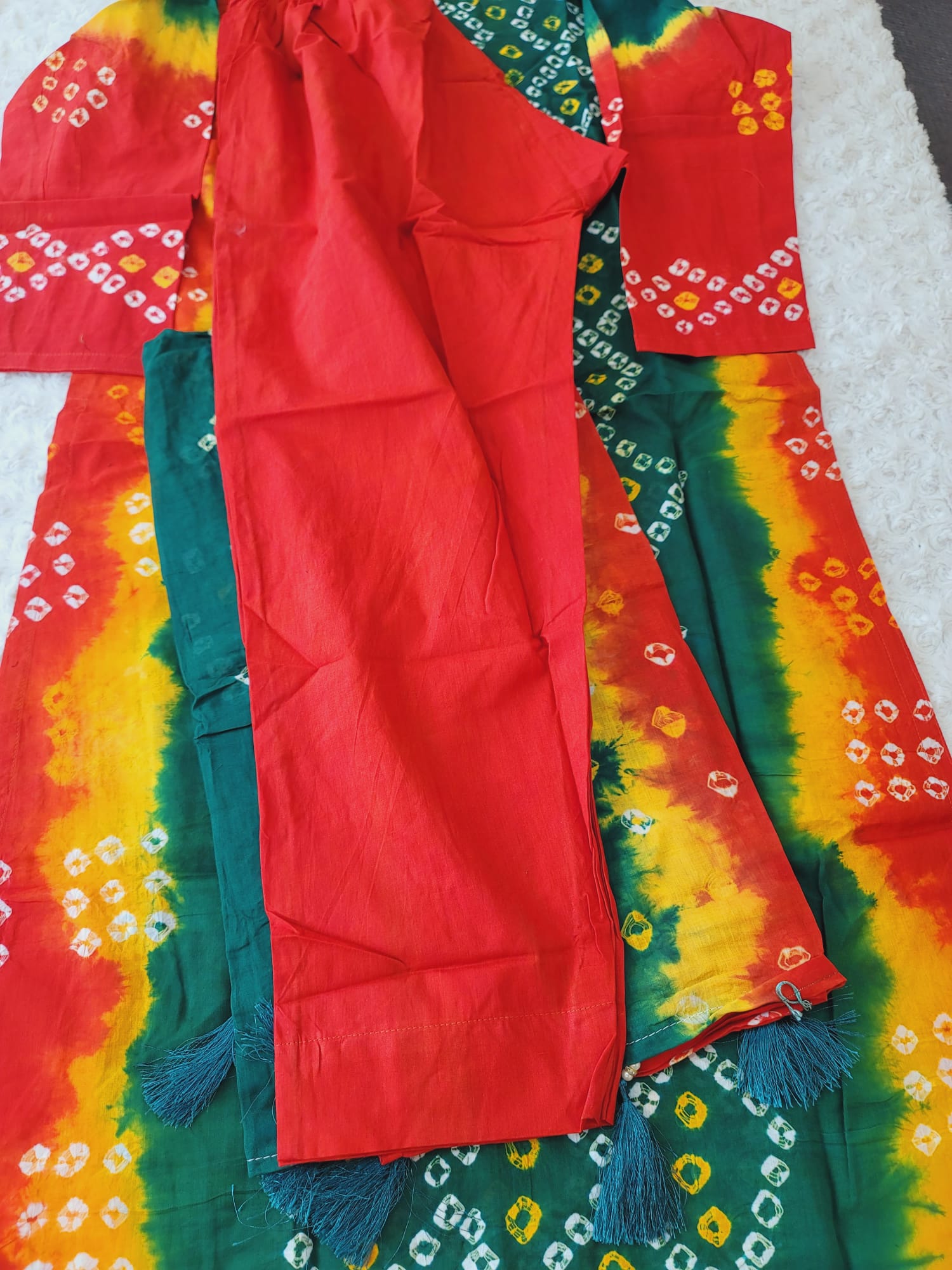 Bangladeshi batik salwer kamiz